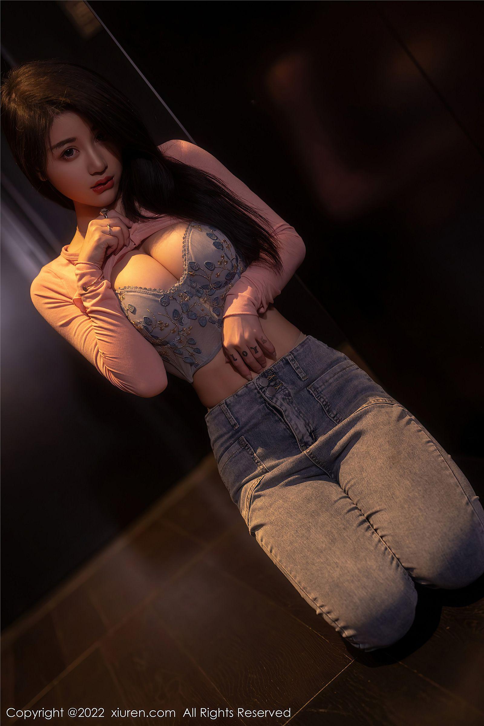 [XIUREN秀人网] 2022.08.29 NO.5506 美七Mia_p001