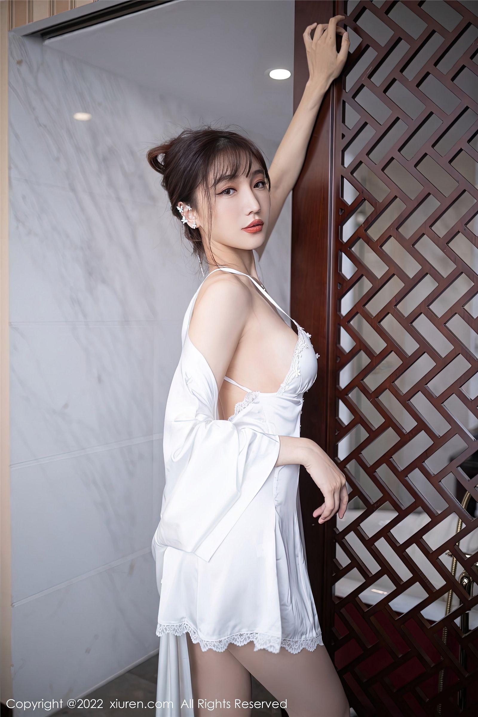 [XIUREN秀人网] 2022.12.08 NO.5973 陆萱萱_p034