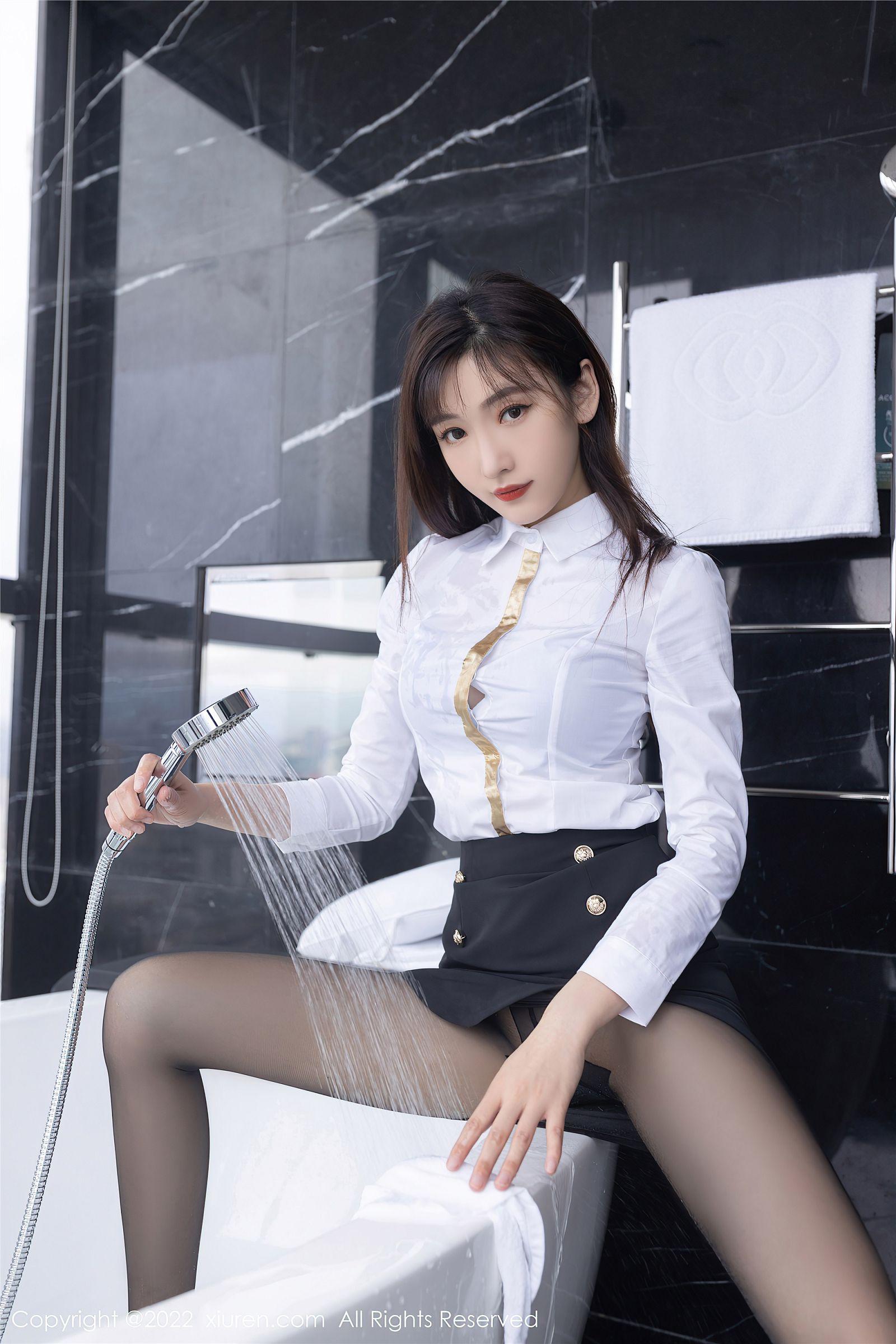 [XIUREN秀人网] 2022.06.23 NO.5183 陆萱萱_p016
