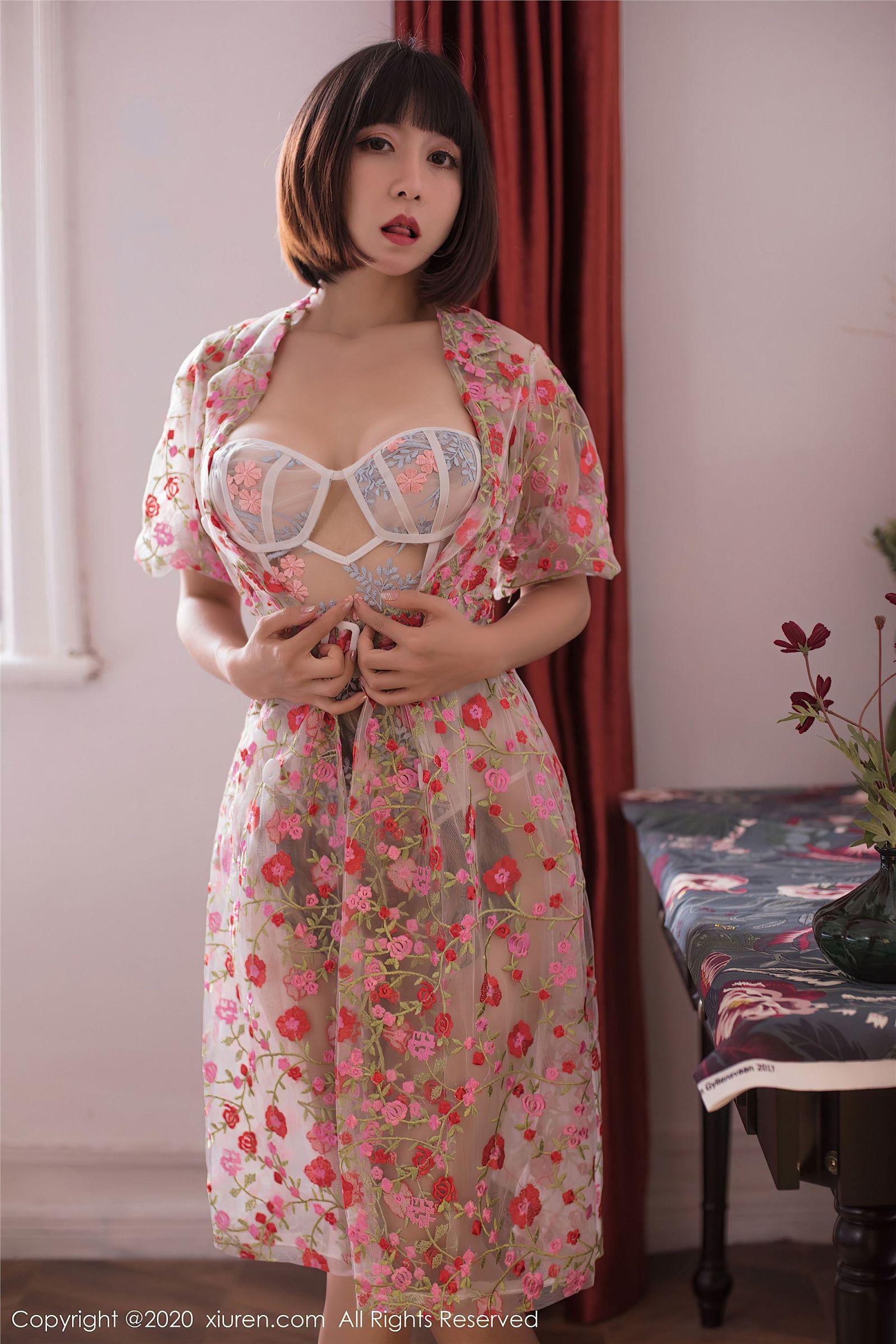 [XIUREN秀人网] 2020.10.15 NO.2654 安妮斯朵拉_Ann_p054