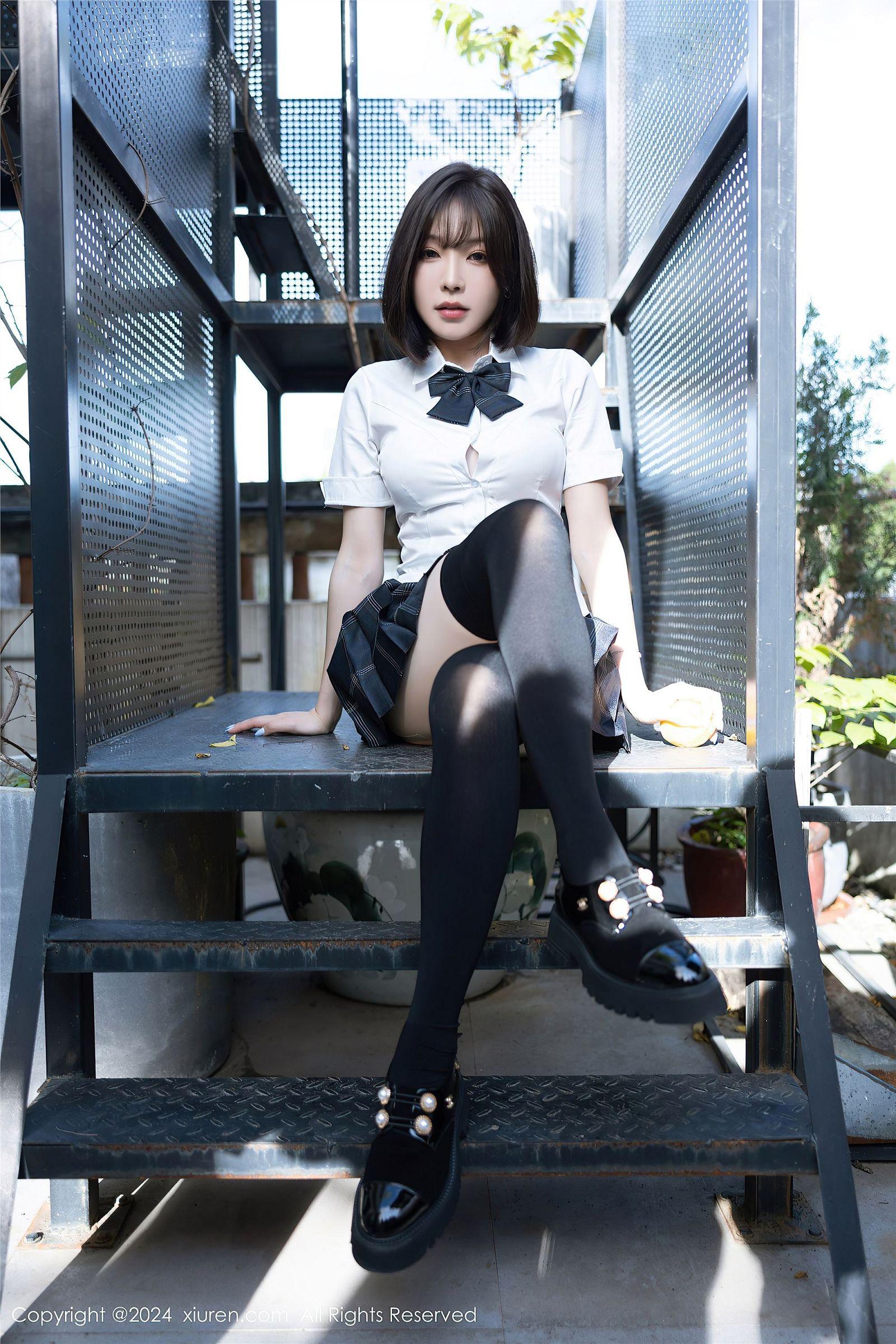 [XIUREN秀人网] 2024.07.01 NO.8785 徐莉芝Booty_p035