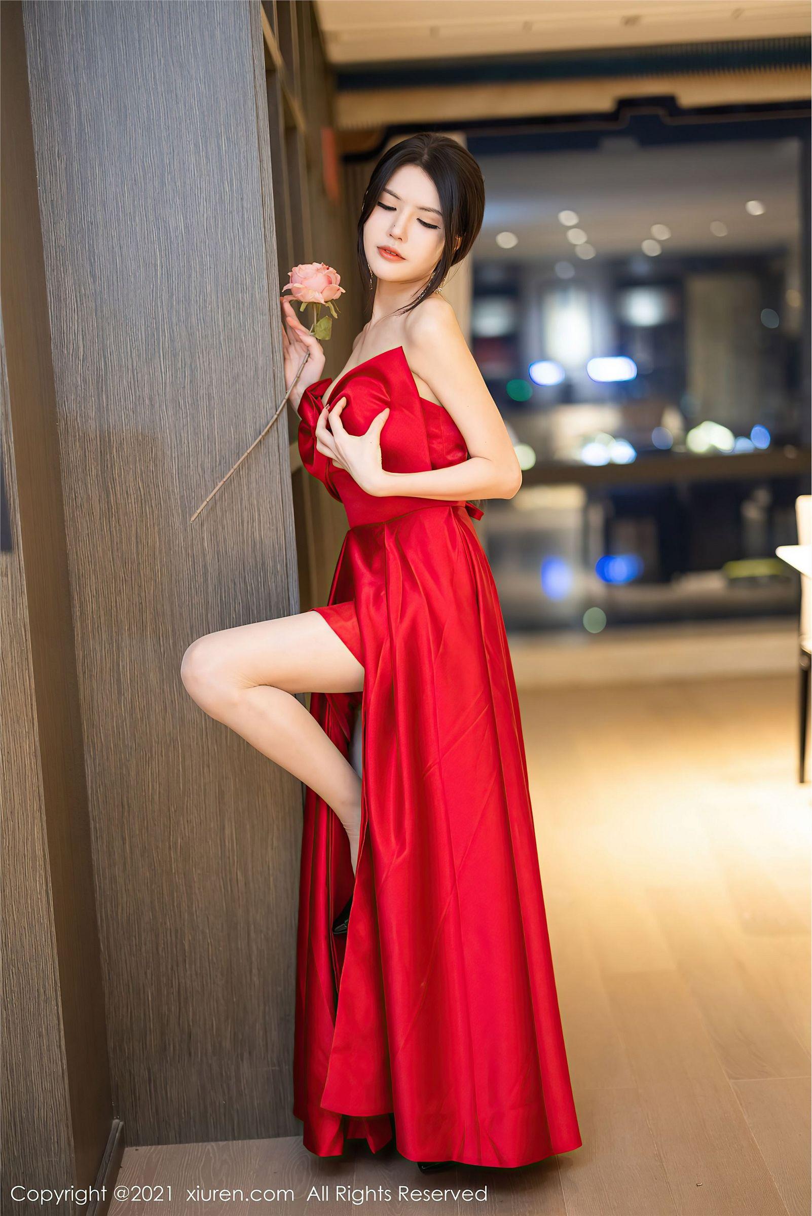 [XIUREN秀人网] 2021.10.28 NO.4133 媛媛酱belle_p004