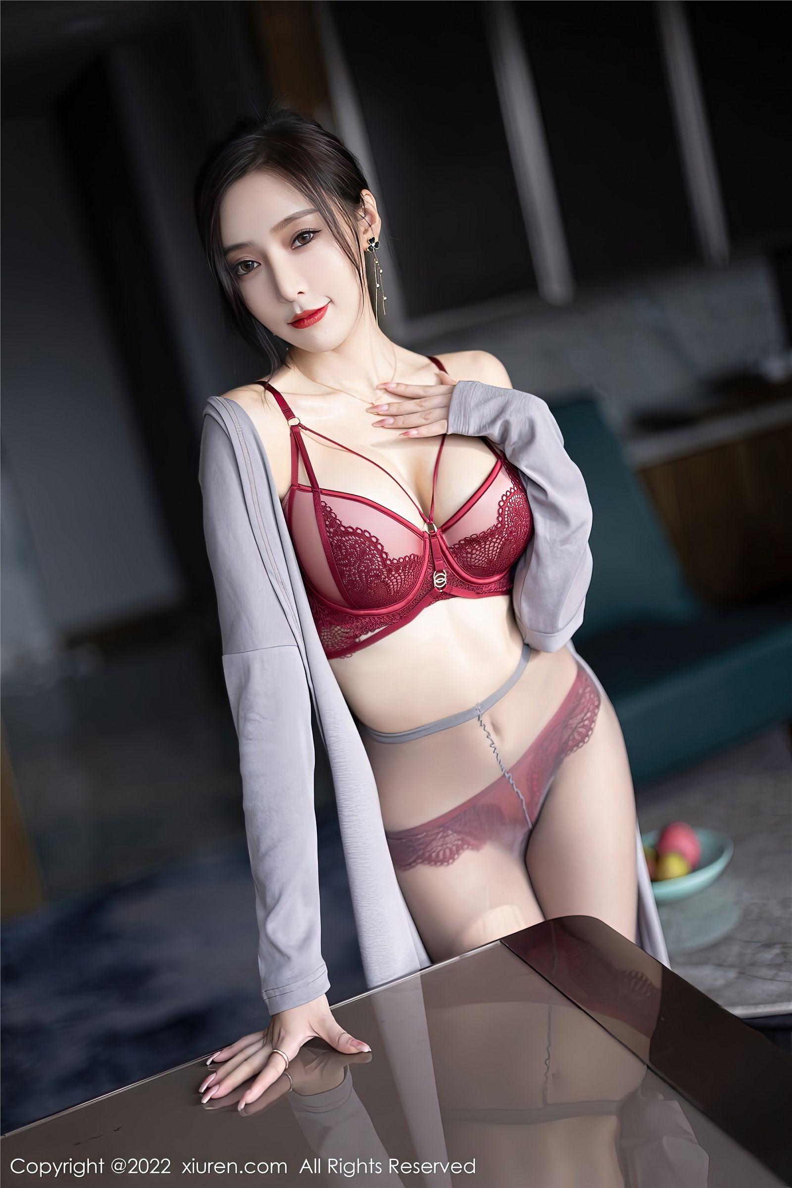 [XIUREN秀人网] 2022.10.21 NO.5745 王馨瑶yanni_p043
