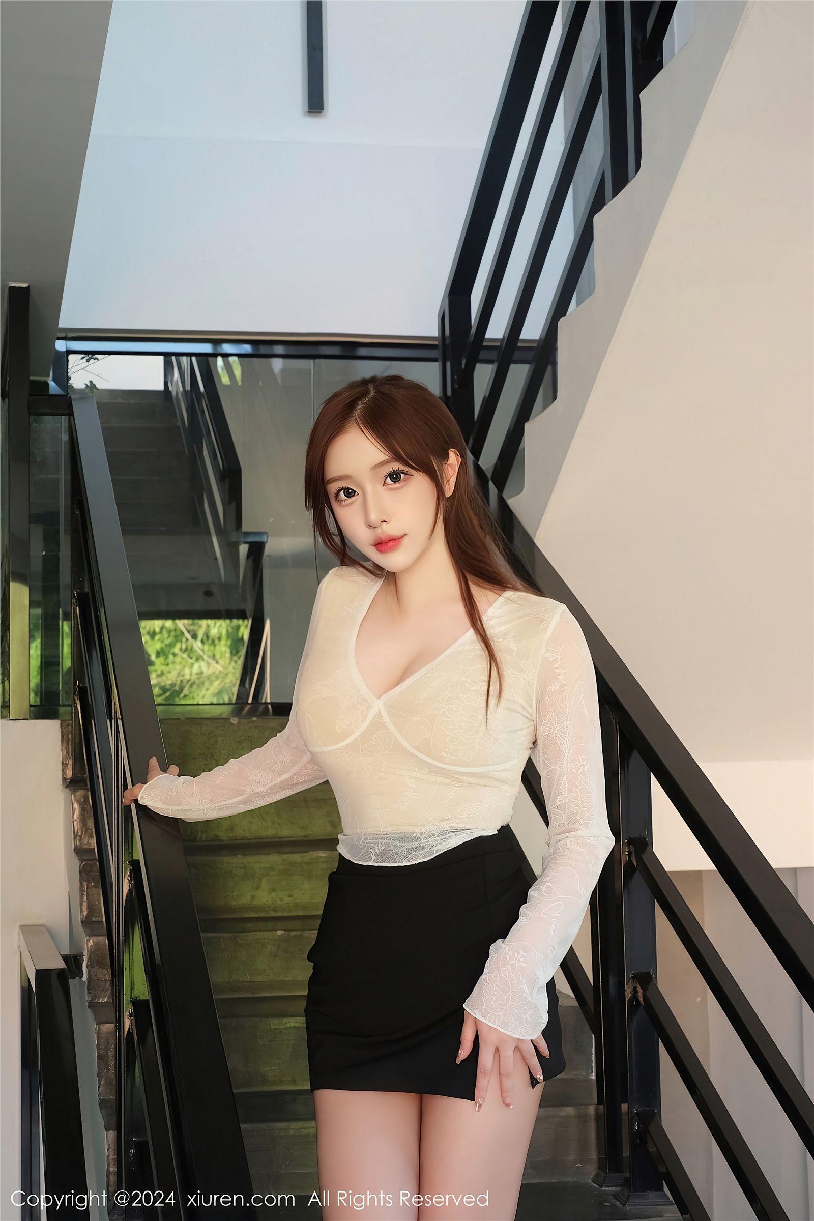 [XIUREN秀人网] 2024.01.02 NO.7895 LindaLinda_p002