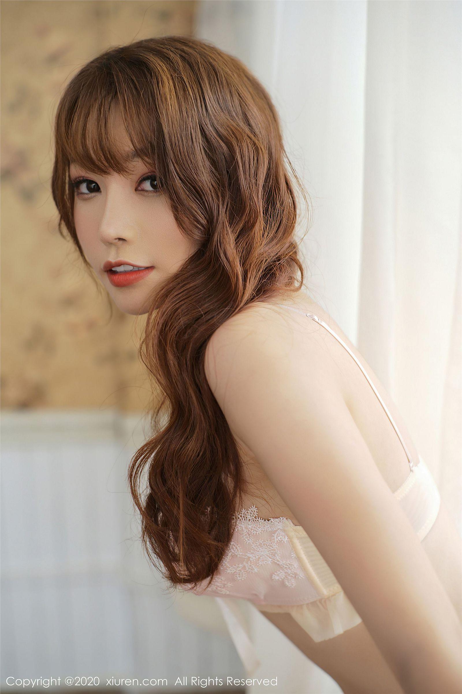 [XIUREN秀人网] 2020.08.28 NO.2502 芝芝Booty_p002