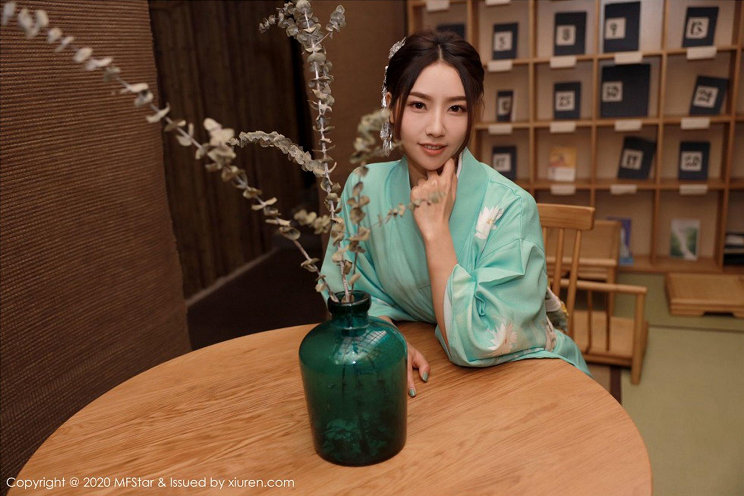 [MFStar模范学院] 2020.05.19 Vol.332 方子萱_p071