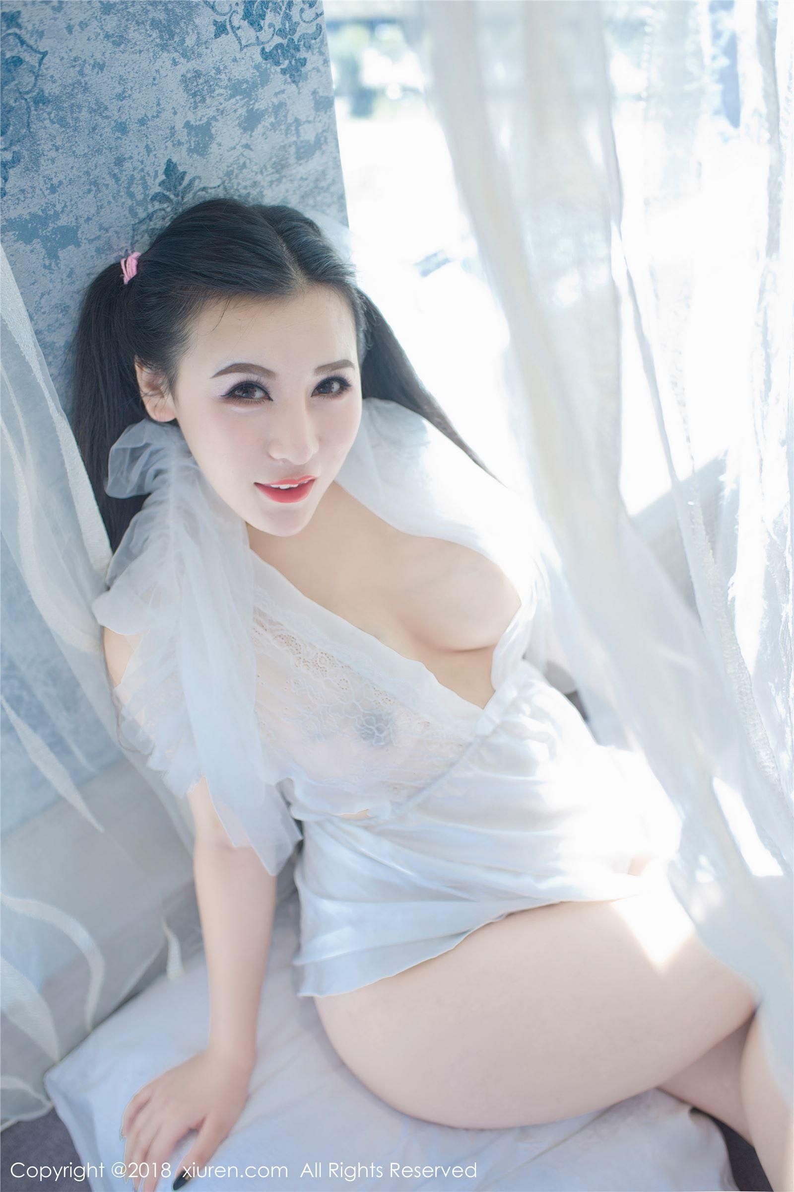 [秀人XIUREN] 2018.06.04 NO.1034 MODEL伊若_p002