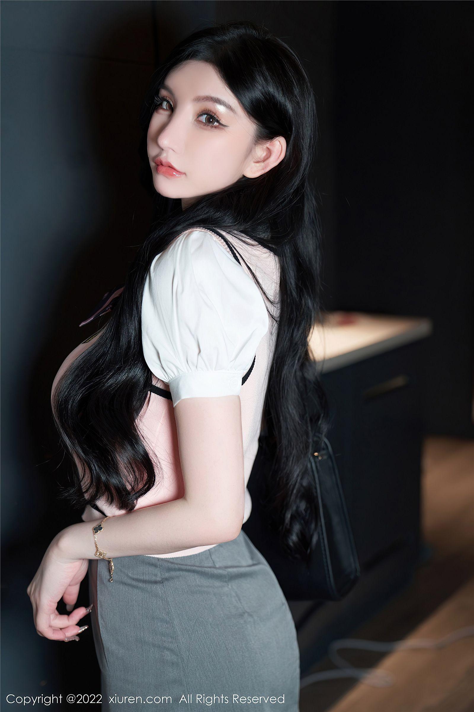 [XIUREN秀人网] 2022.07.15 NO.5285 周于希Sally_p063