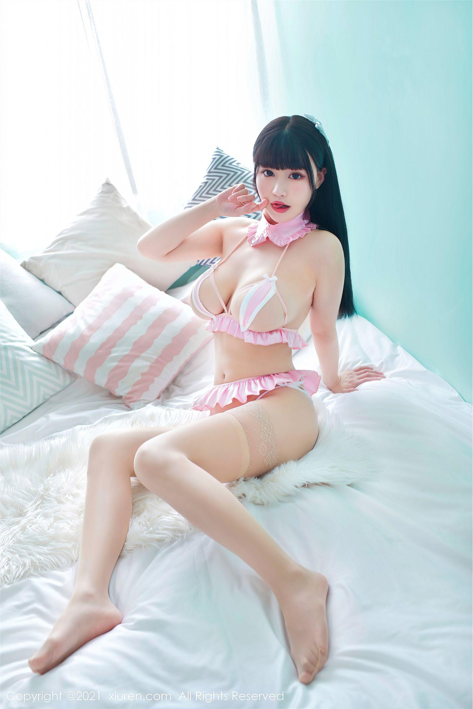 [XIUREN秀人网] 2021.10.27 NO.4123 前凸后翘性感写真 朱可儿Flower_p049