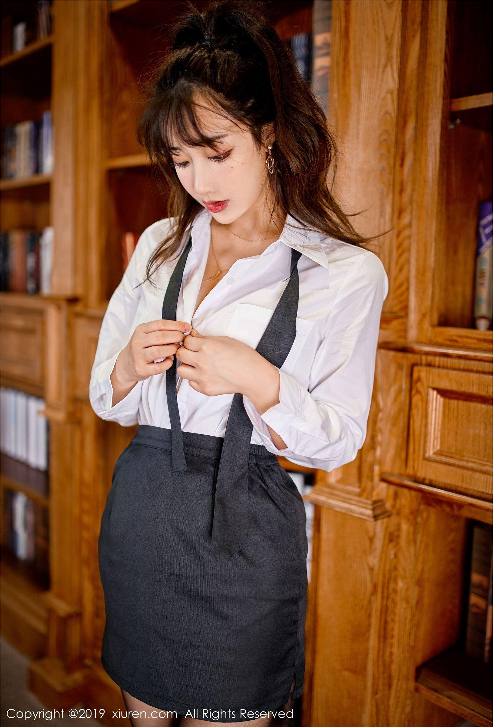 [XIUREN秀人网] 2019.12.27 NO.1887 Betty林子欣_p005