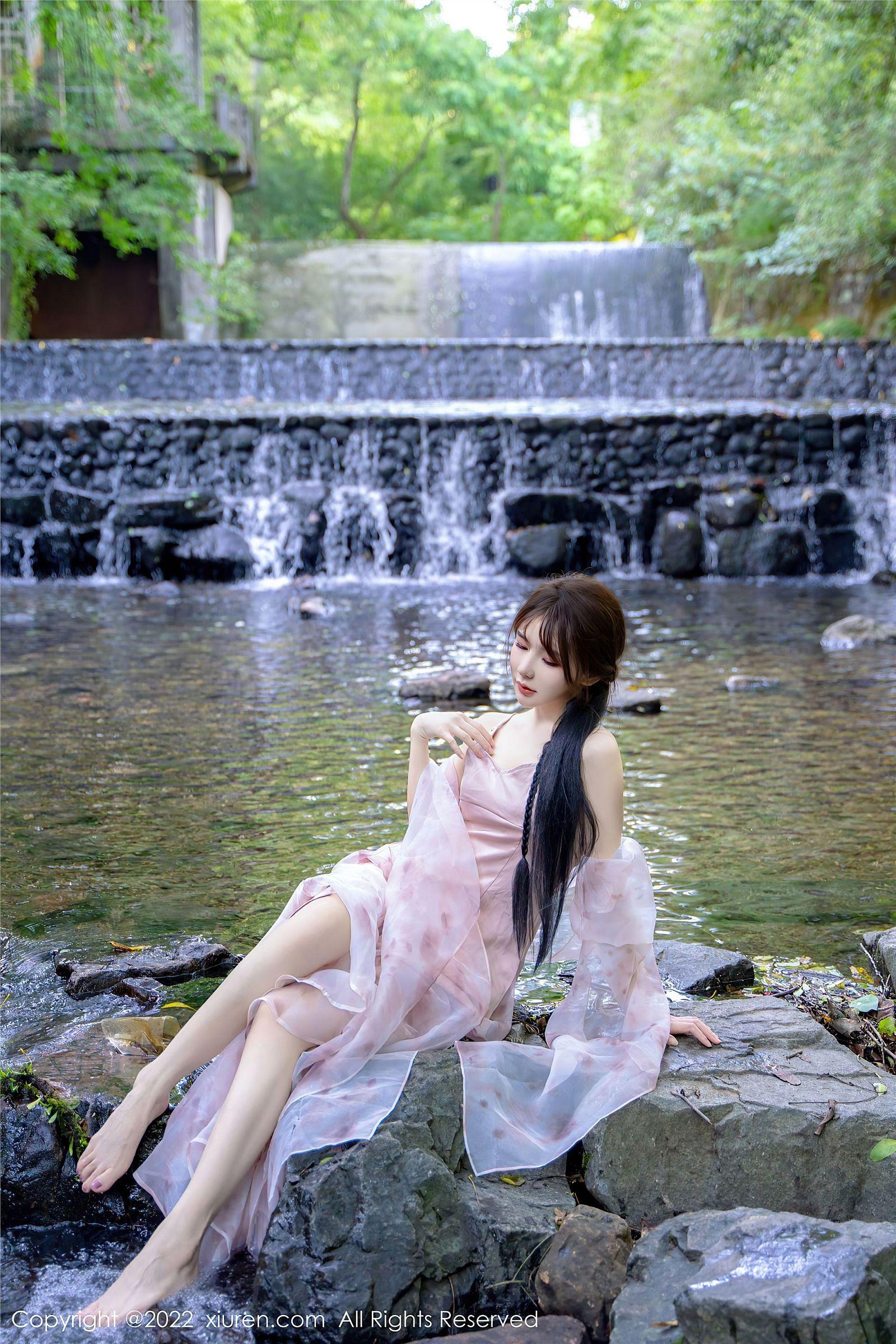 [XIUREN秀人网] 2022.10.11 NO.5690 婠婠么_p034