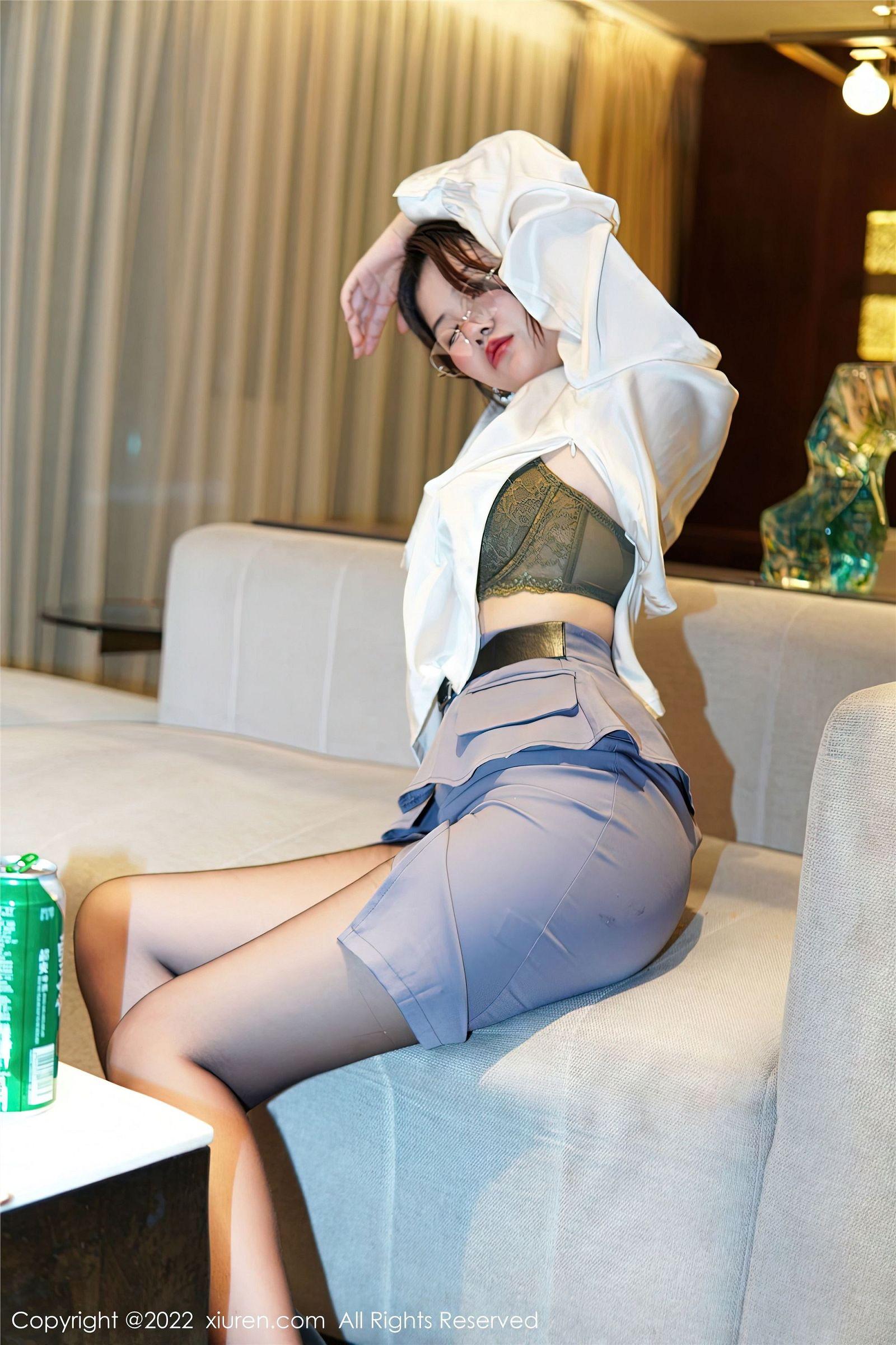 [XIUREN秀人网] 2022.12.22 NO.6028 奈奈子_p014