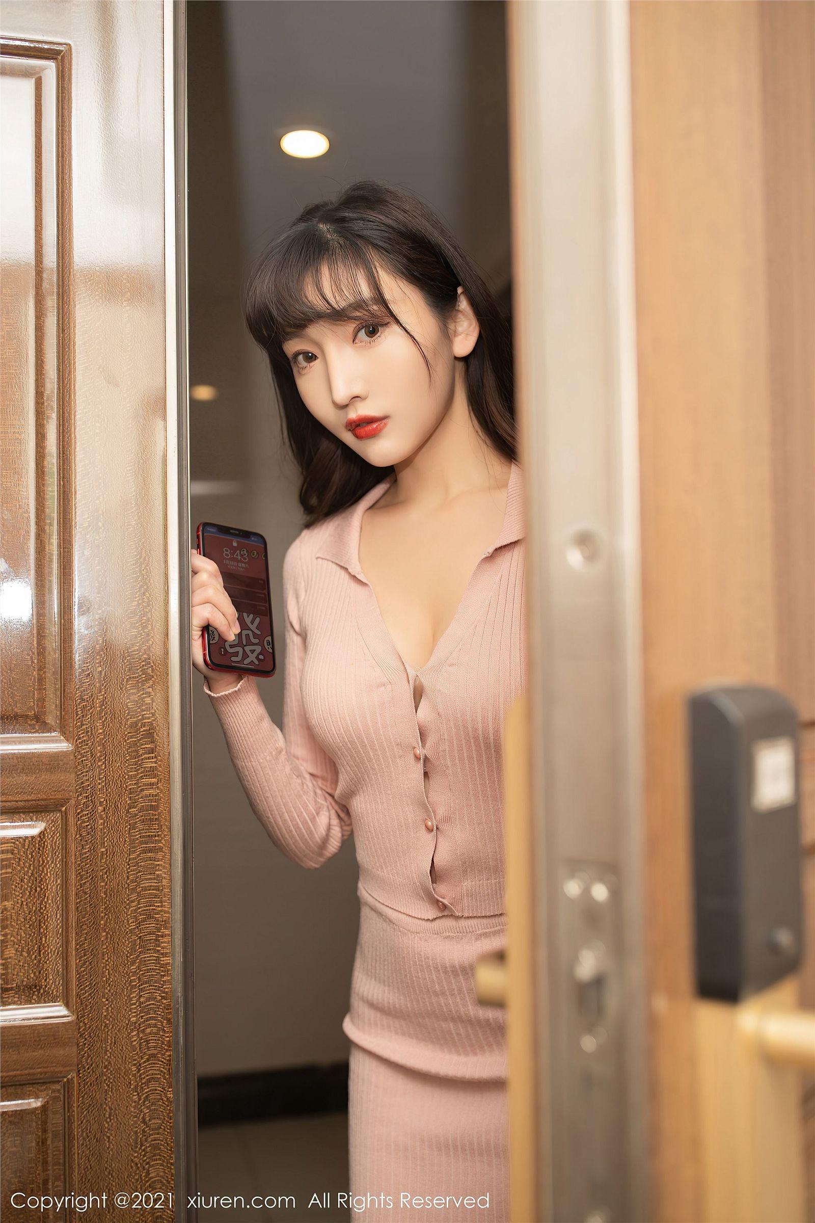[XIUREN秀人网] 2021.07.29 NO.3736 陆萱萱_p012