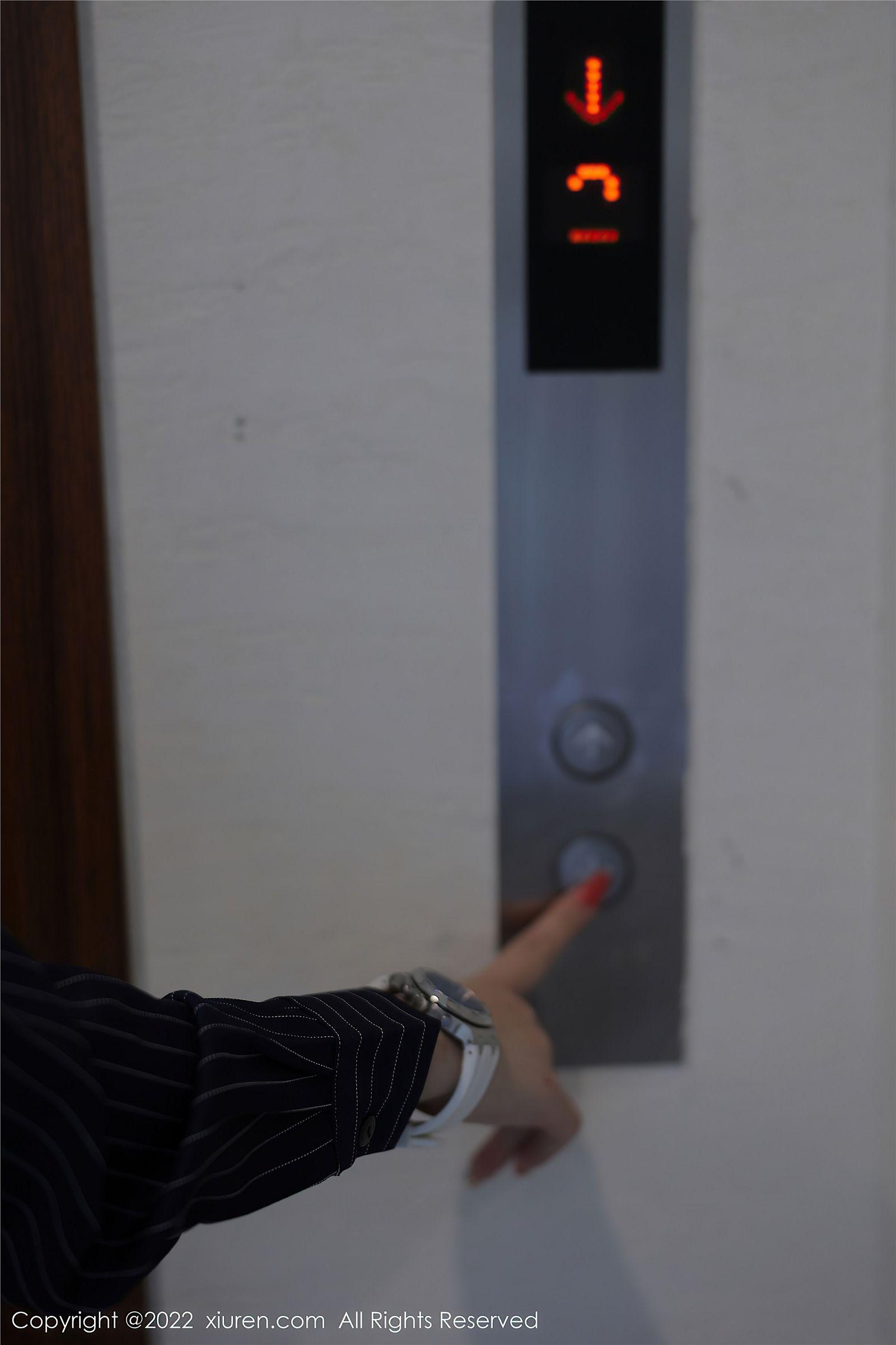 [XIUREN秀人网] 2022.01.26 NO.4513 summer宝宝_p016