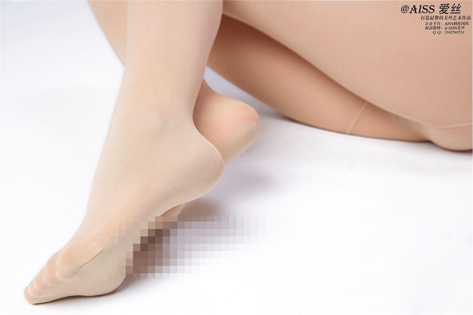 [AISS爱丝钻石] 丝袜美腿外拍 NO.49 纯肉色2_p006