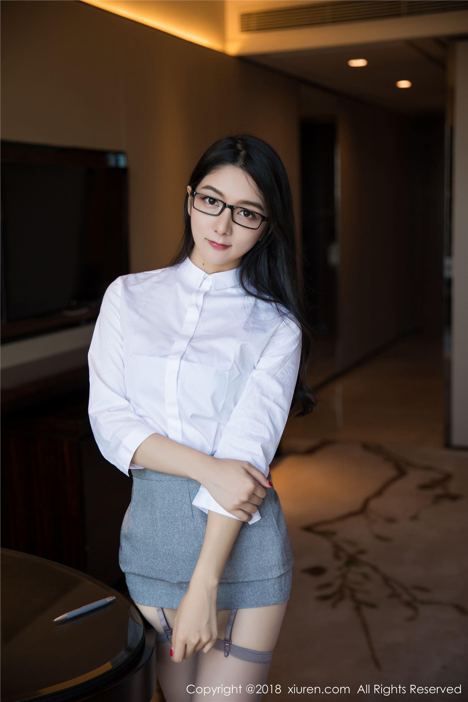 [秀人XIUREN] 2018.09.21 NO.1167 Angela小热巴_p042