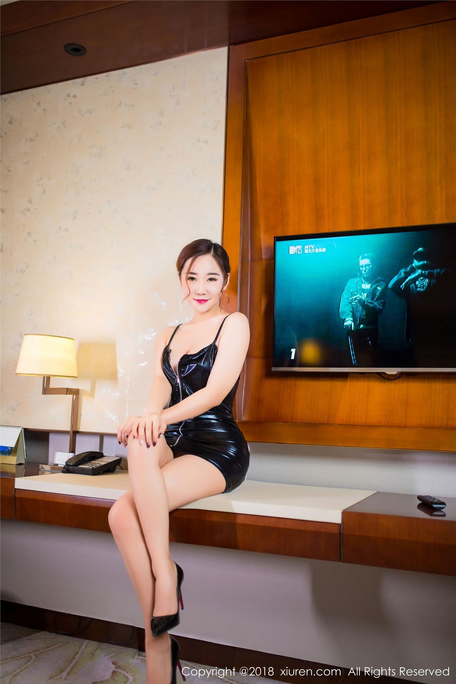 [秀人XIUREN] 2018.01.25 NO.910 黑色皮衣 棉花糖candy_p002