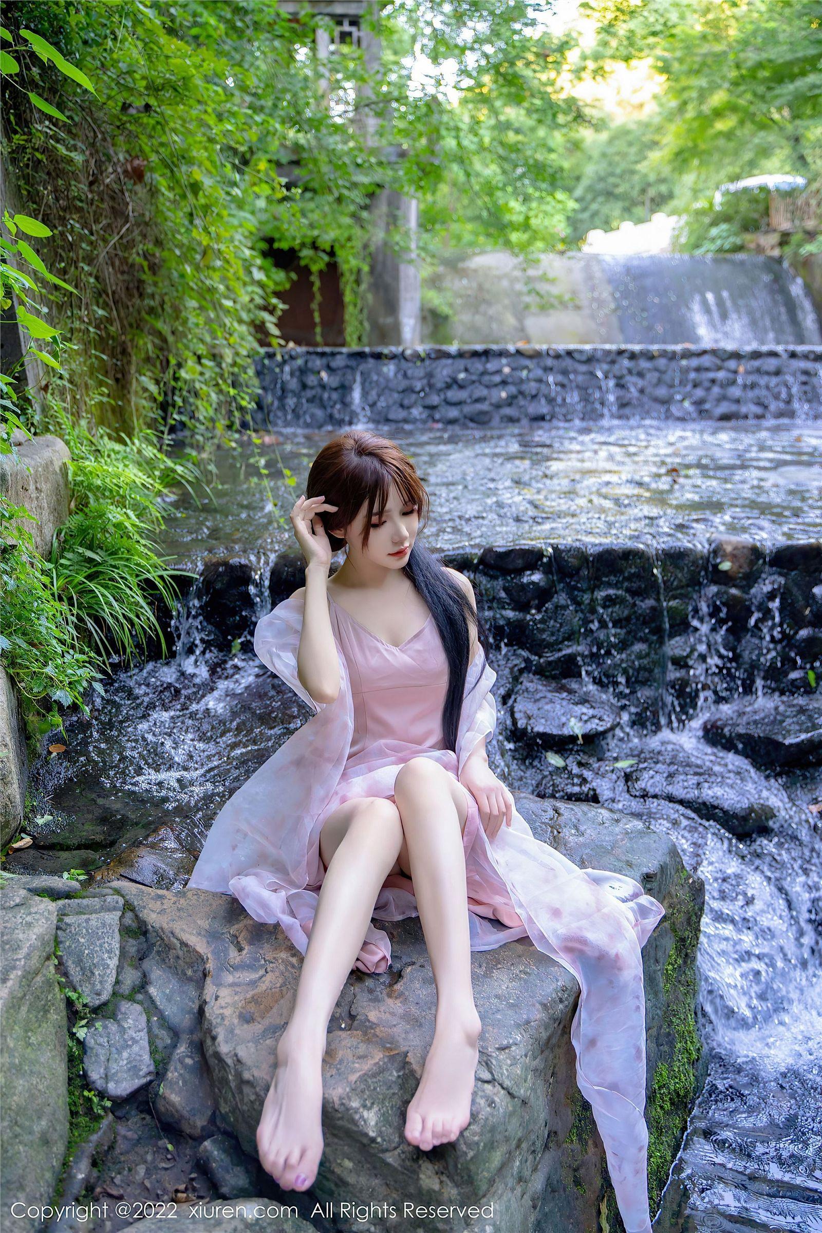 [XIUREN秀人网] 2022.10.11 NO.5690 婠婠么_p014