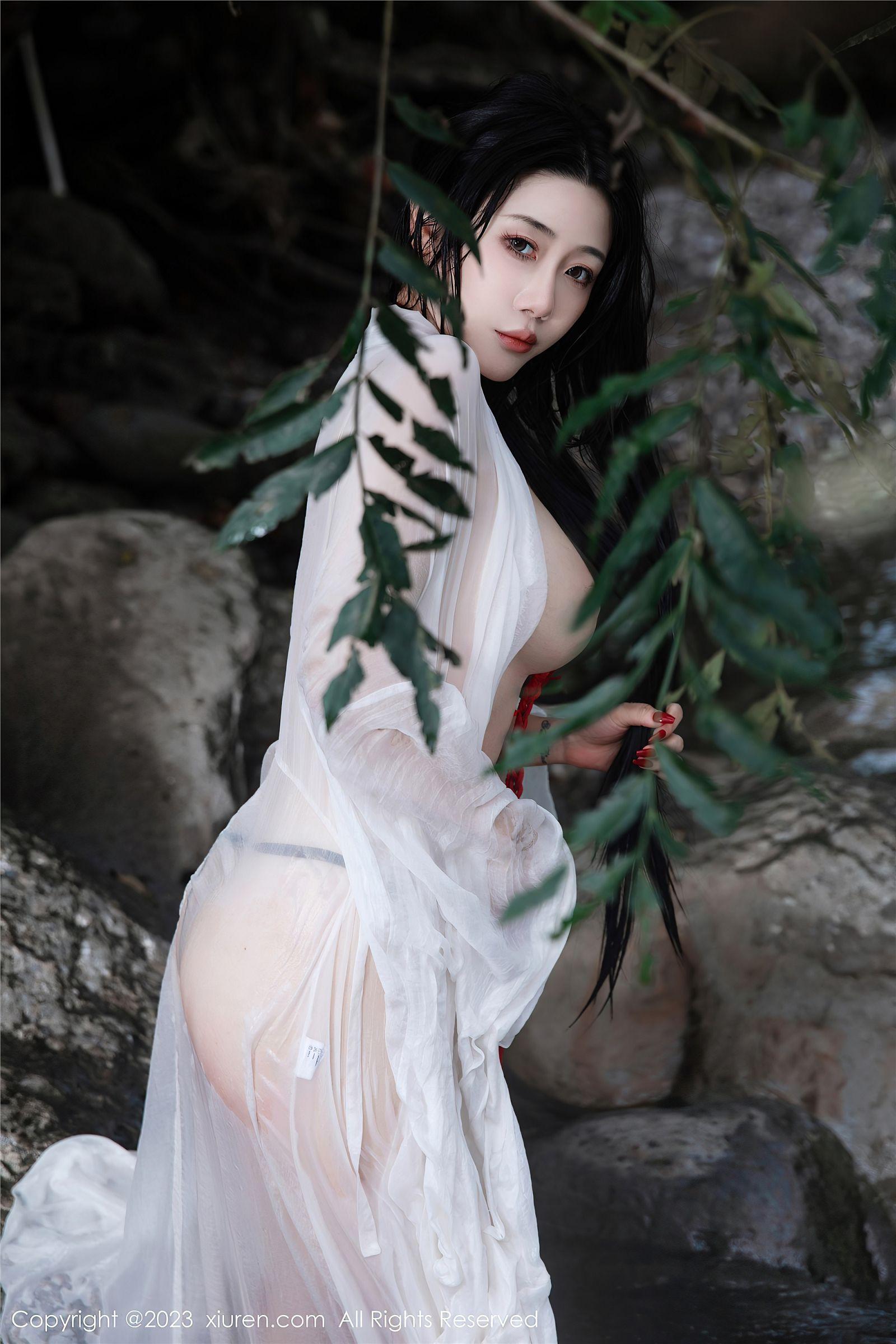 [XIUREN秀人网] 2023.08.28 NO.7295 严利娅Yuliya_p075