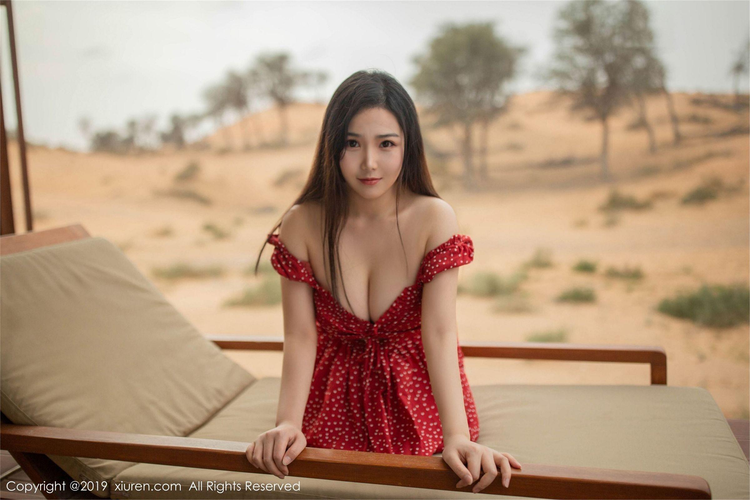 [XIUREN秀人网] 2019.04.09 No.1388 徐微微mi_p054