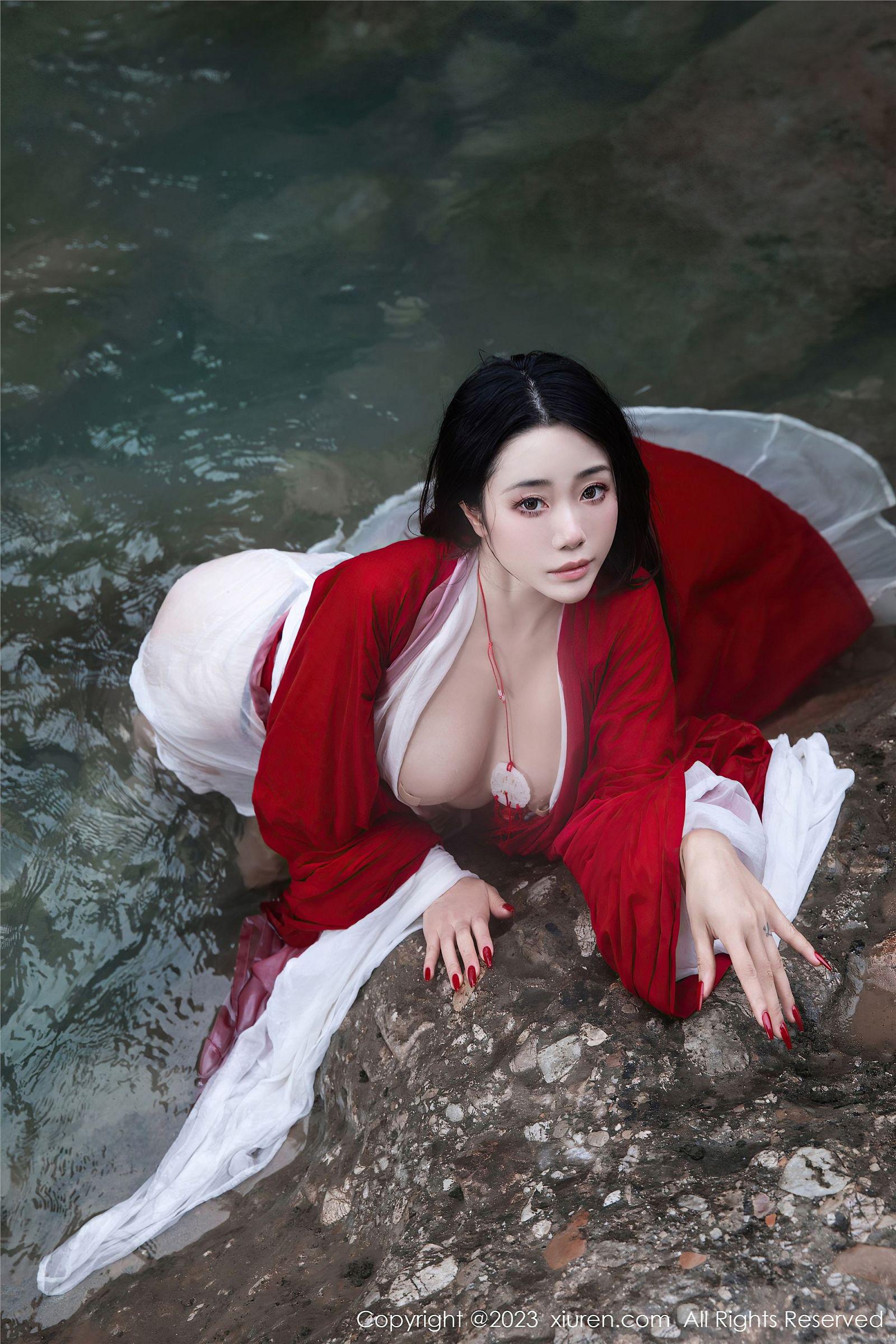 [XIUREN秀人网] 2023.08.28 NO.7295 严利娅Yuliya_p024