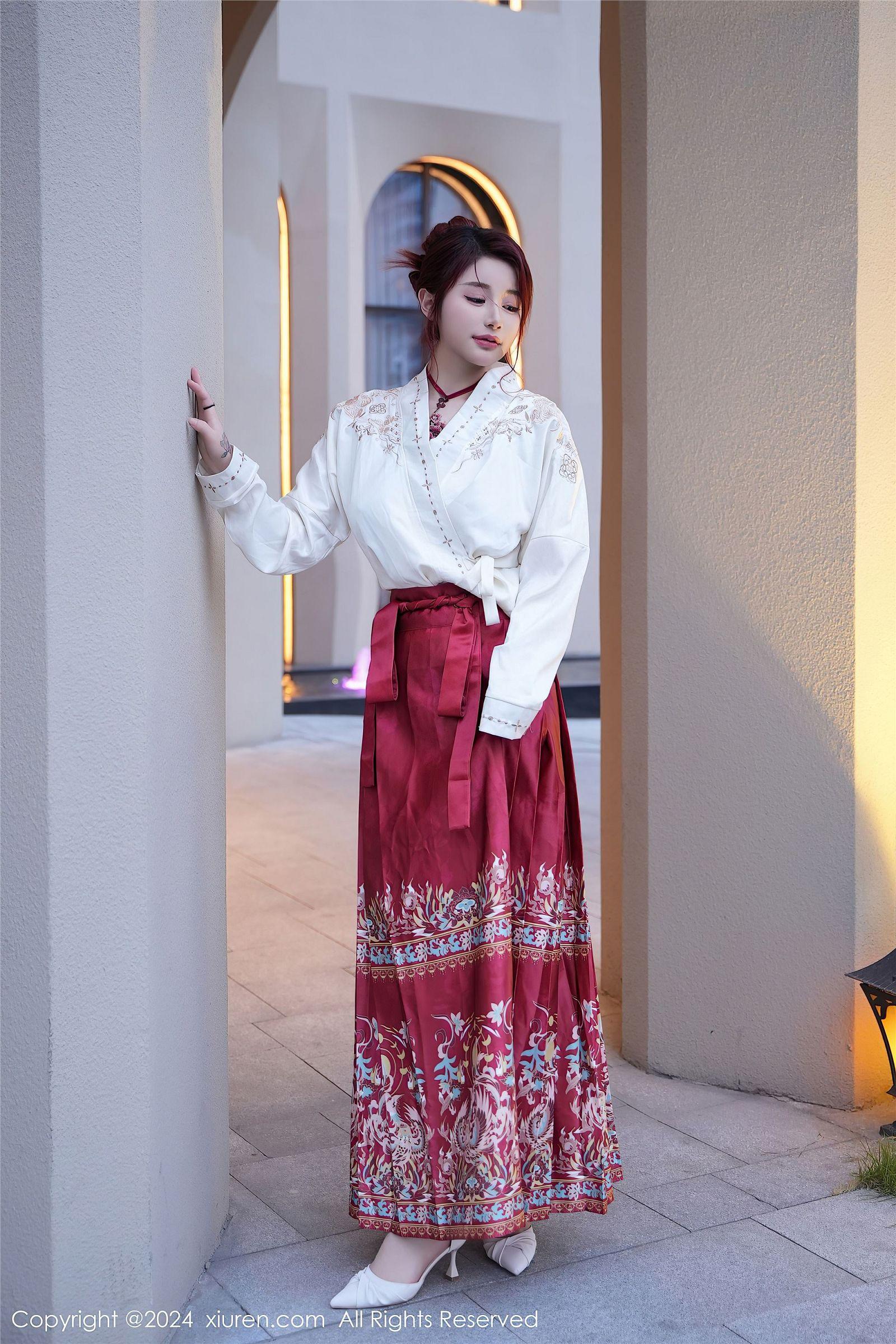 [XIUREN秀人网] 2024.01.19 NO.7985 美七Mia_p045