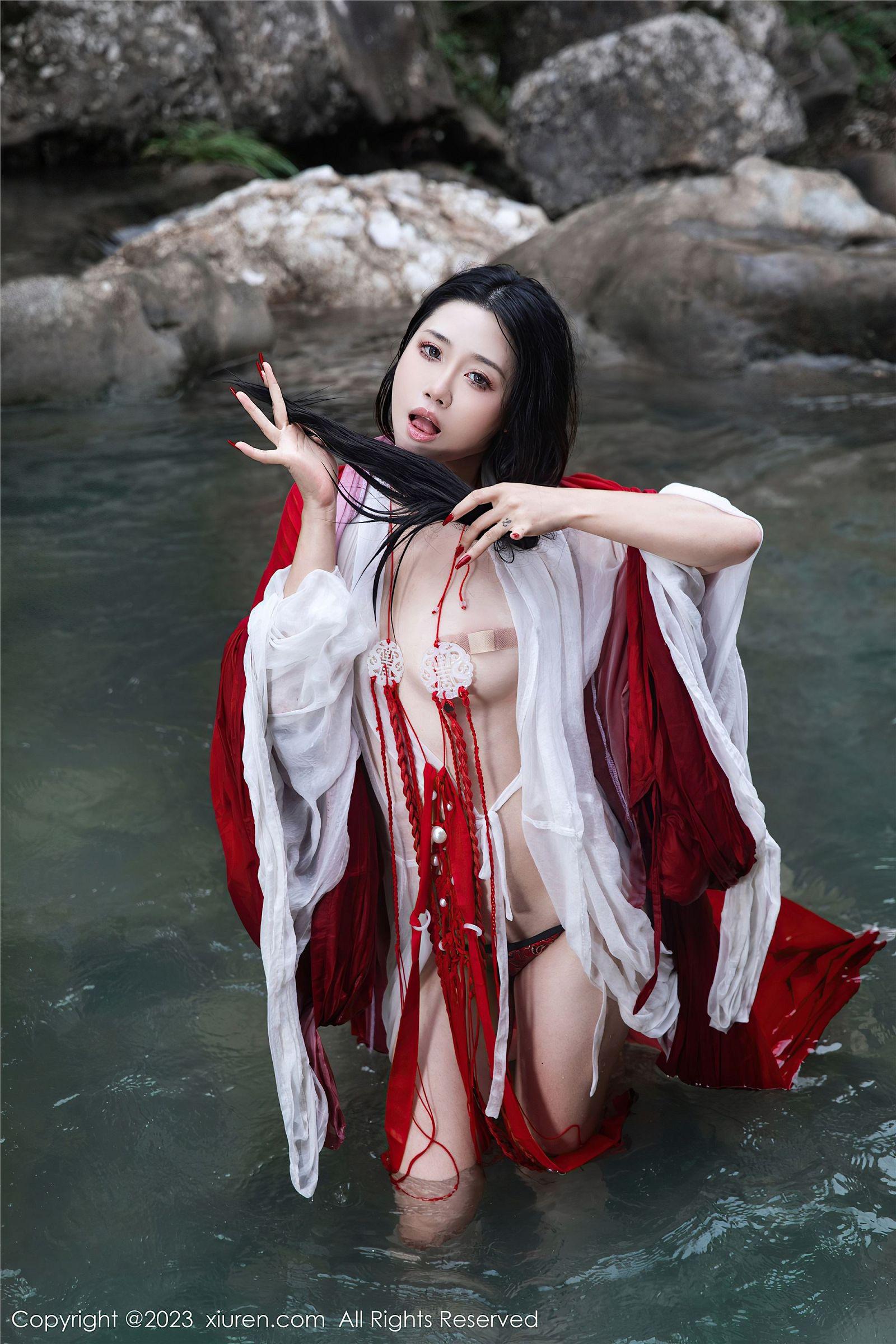 [XIUREN秀人网] 2023.08.28 NO.7295 严利娅Yuliya_p027