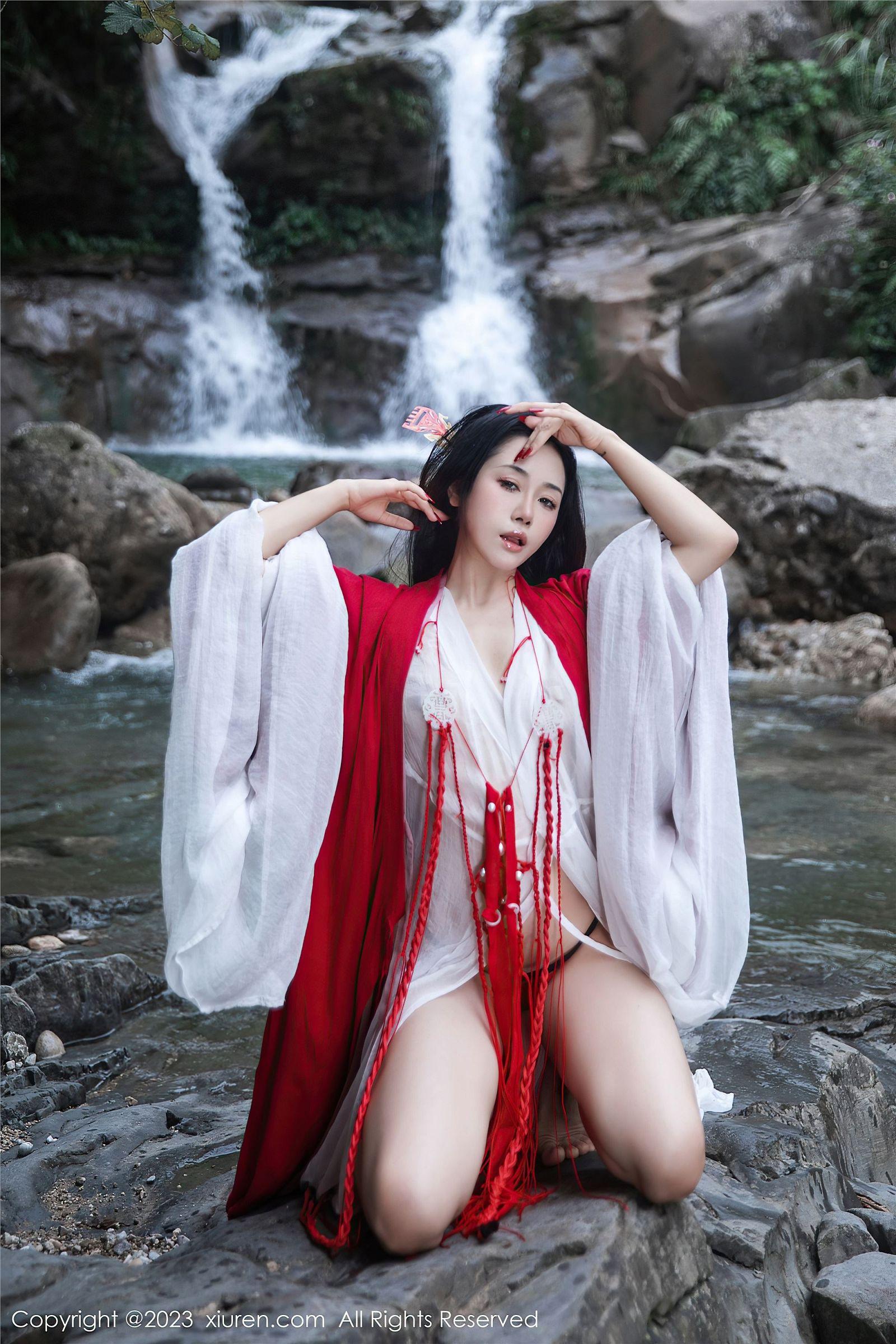 [XIUREN秀人网] 2023.08.28 NO.7295 严利娅Yuliya_p019