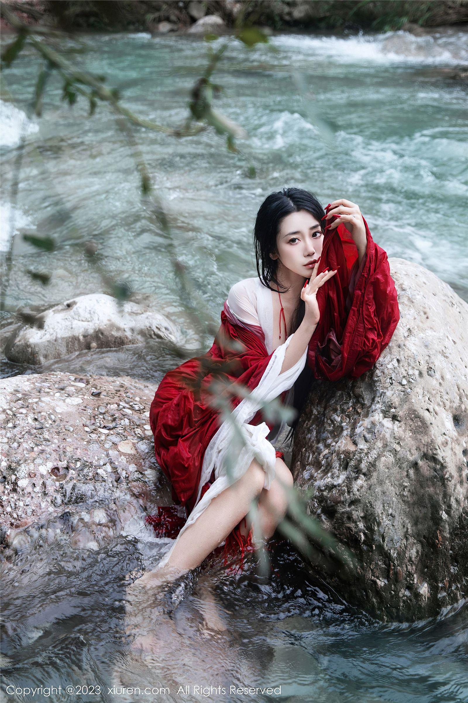 [XIUREN秀人网] 2023.08.28 NO.7295 严利娅Yuliya_p044