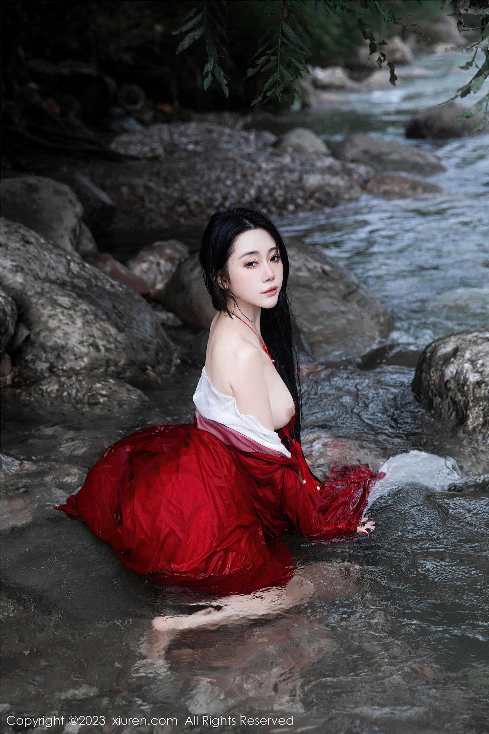 [XIUREN秀人网] 2023.08.28 NO.7295 严利娅Yuliya_p037