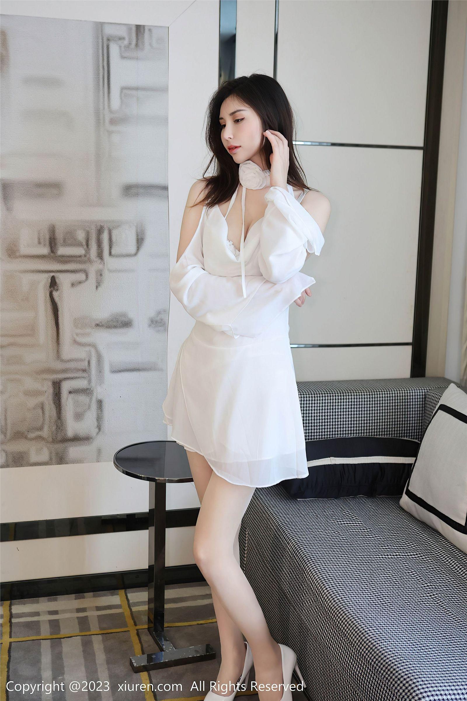 [XIUREN秀人网] 2023.06.08 NO.6877 王曼柔_p001