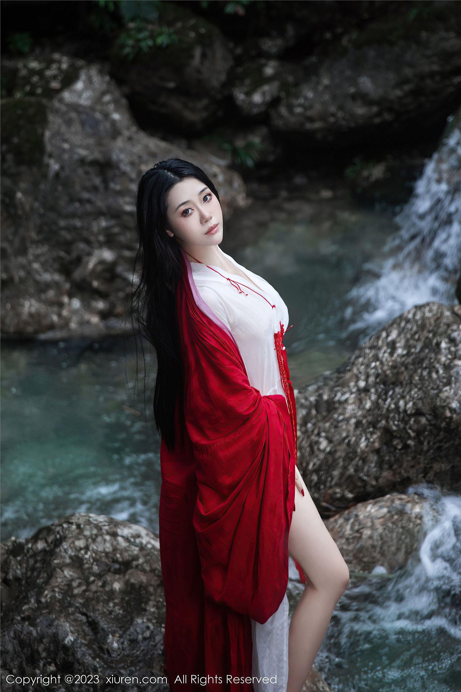 [XIUREN秀人网] 2023.08.28 NO.7295 严利娅Yuliya_p009