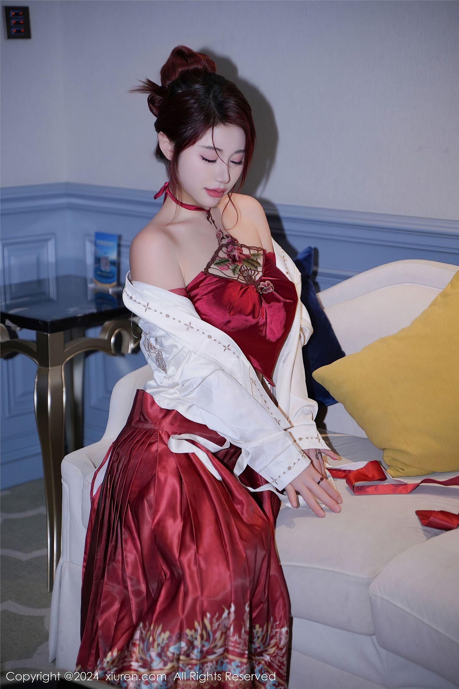 [XIUREN秀人网] 2024.01.19 NO.7985 美七Mia_p015