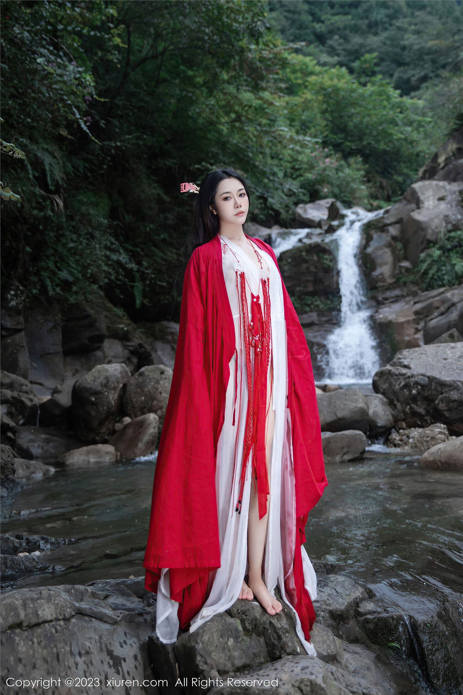 [XIUREN秀人网] 2023.08.28 NO.7295 严利娅Yuliya_p004