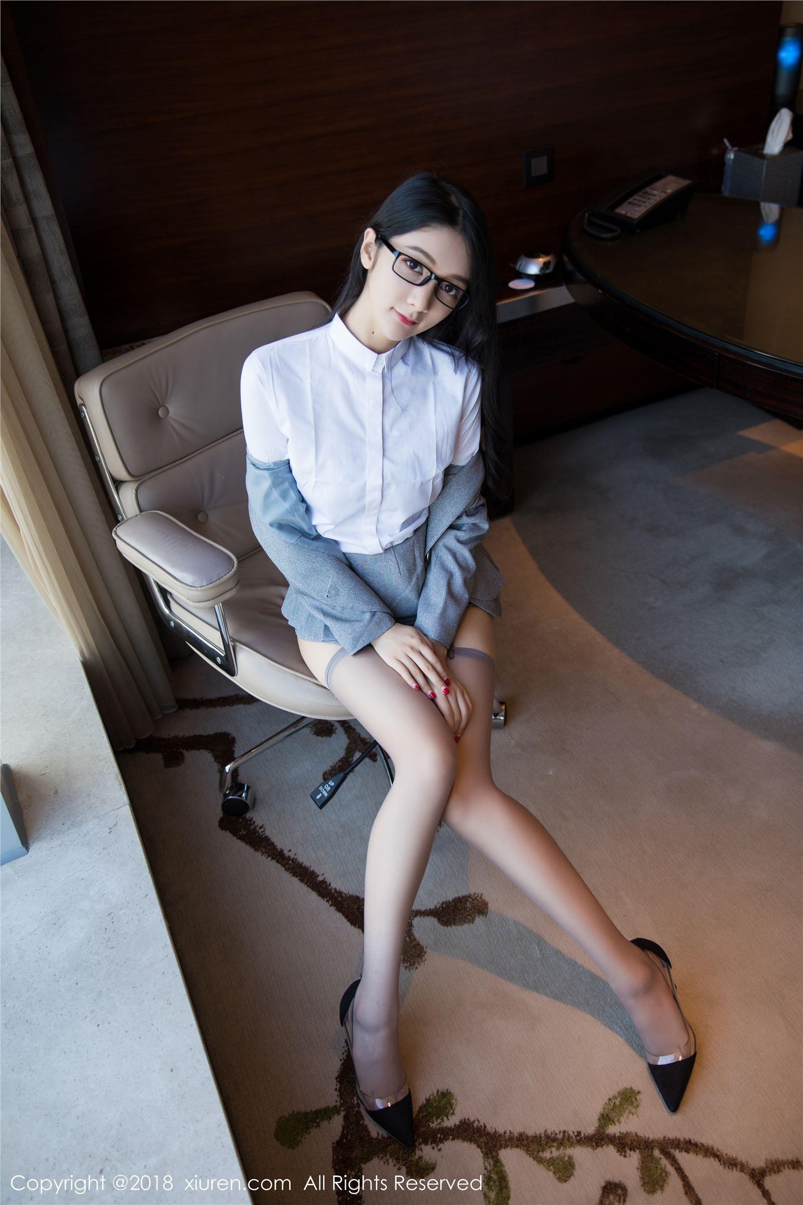 [秀人XIUREN] 2018.09.21 NO.1167 Angela小热巴_p033