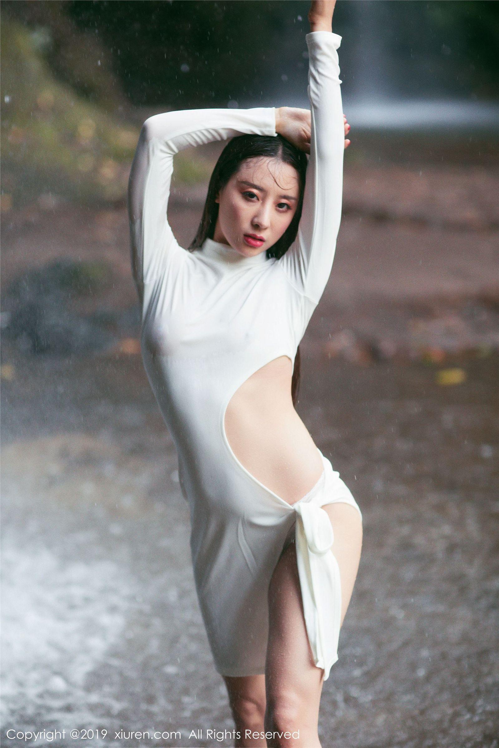 [XIUREN秀人网] 2019.08.28 NO.1652 小尤奈_p003