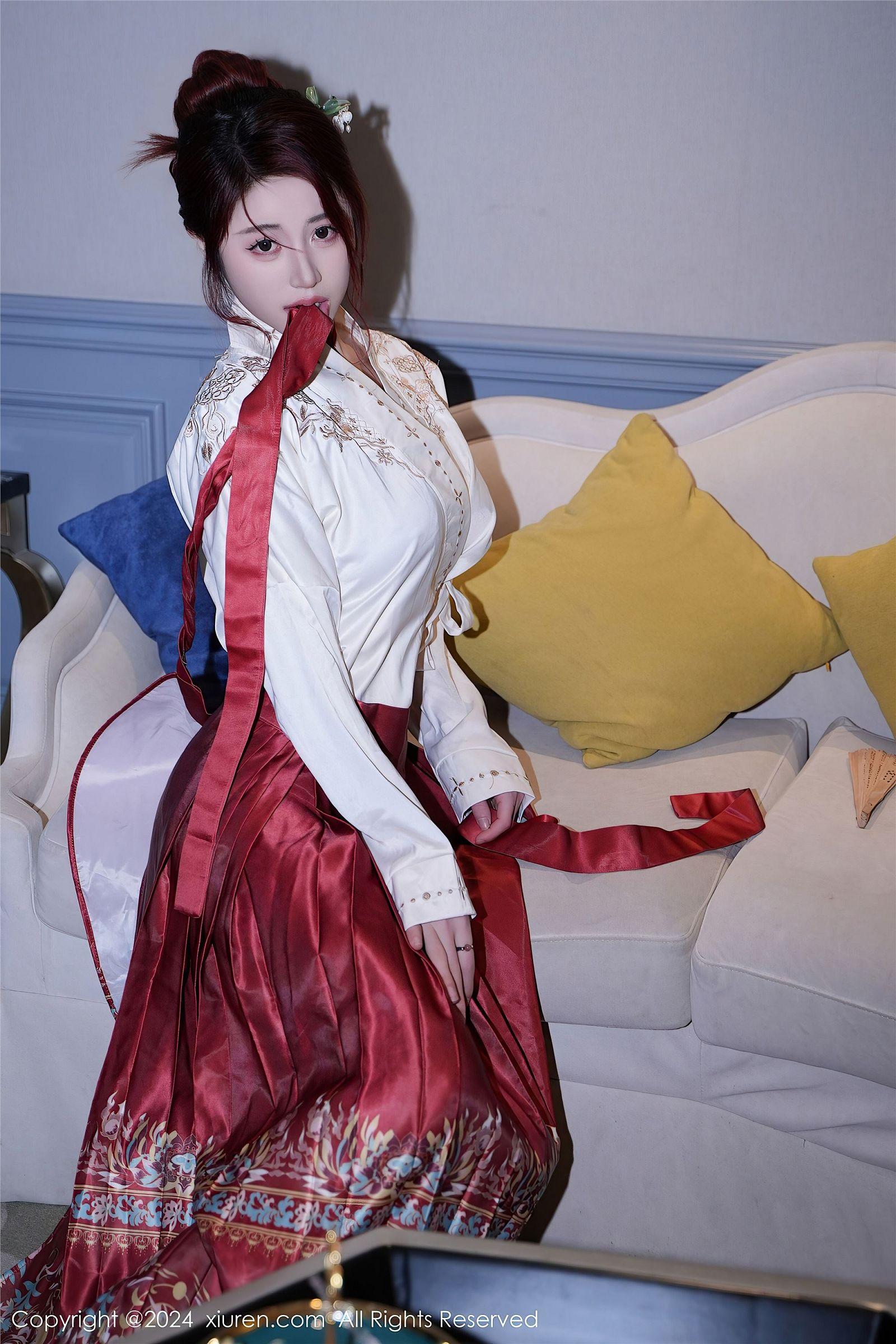 [XIUREN秀人网] 2024.01.19 NO.7985 美七Mia_p013