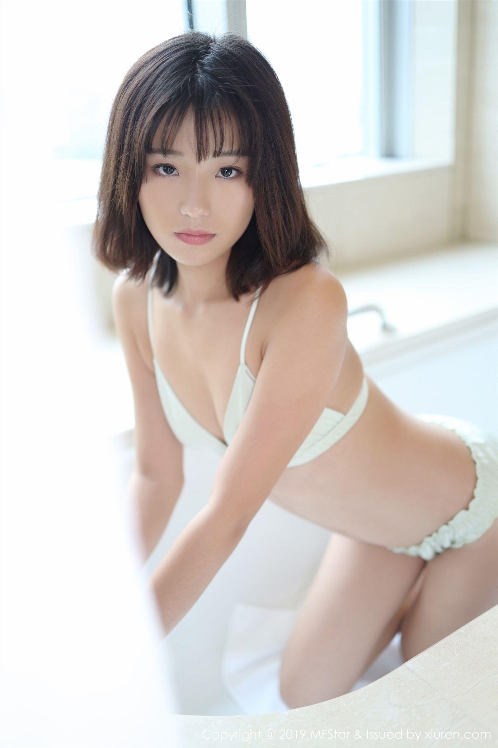 [MFStar模范学院] 2019.11.13 Vol.229 Baileys 香儿_p016
