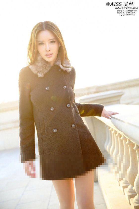 [AISS爱丝钻石] 经典丝袜美腿外拍 NO.041 冬日暖阳_p041
