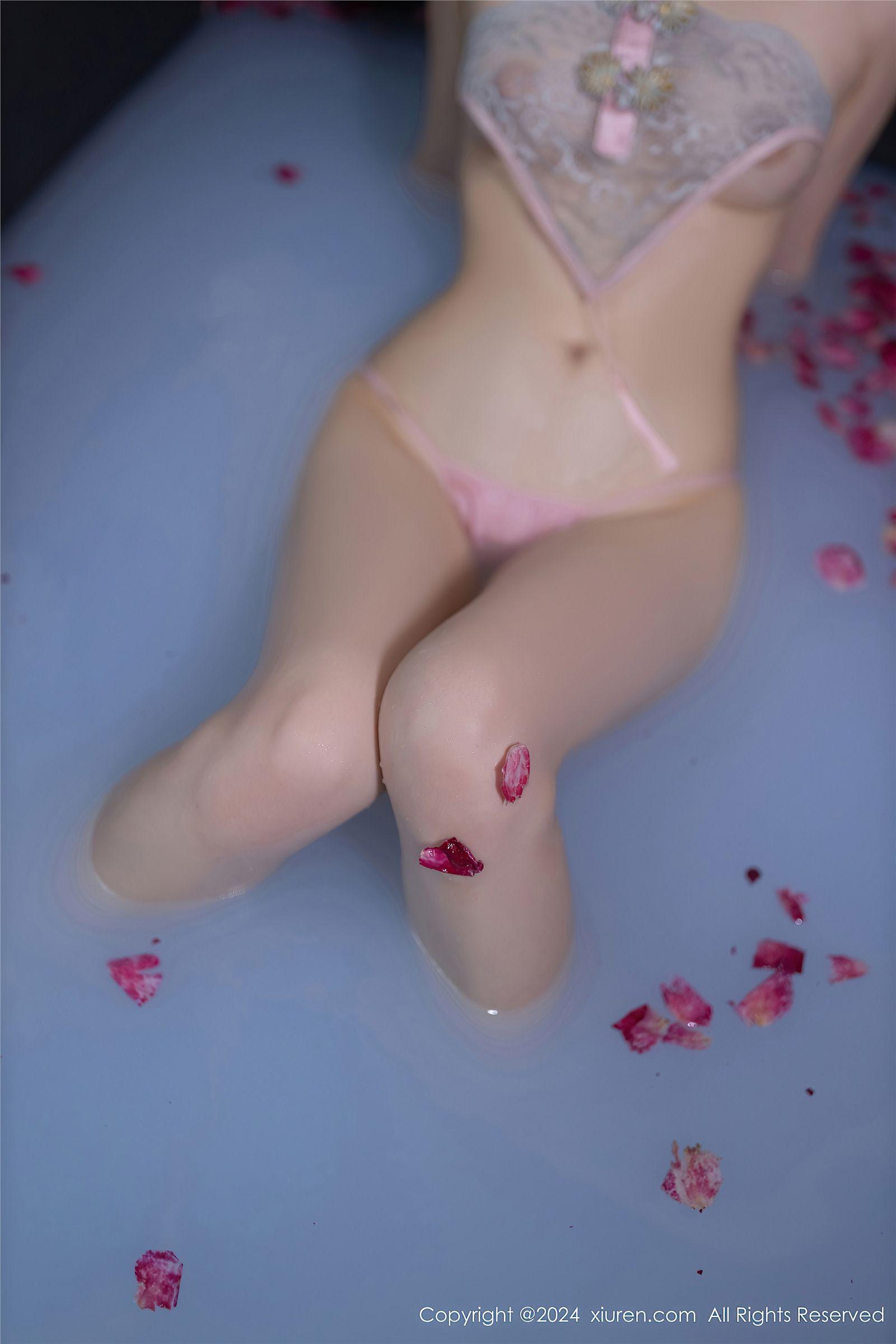 [XIUREN秀人网] 2024.04.19 NO.8428 鱼子酱Fish_p061