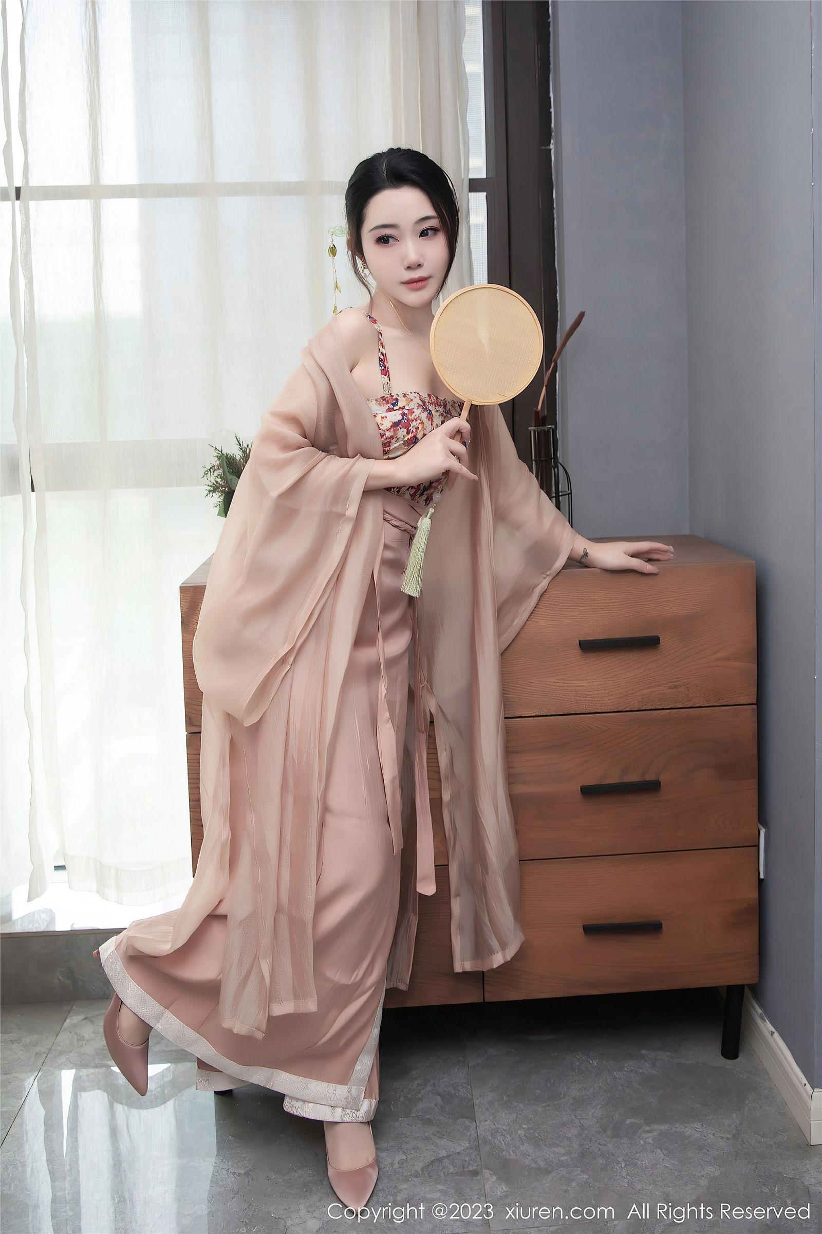 [XIUREN秀人网] 2023.03.23 NO.6457 严利娅Yuliya_p002
