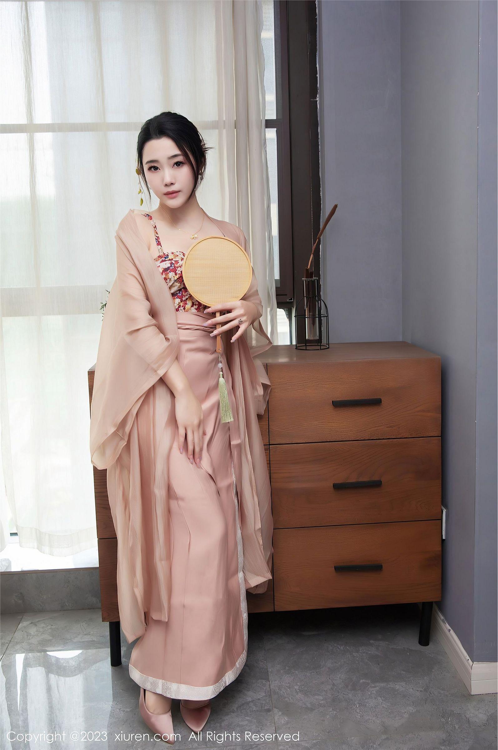 [XIUREN秀人网] 2023.03.23 NO.6457 严利娅Yuliya_p011
