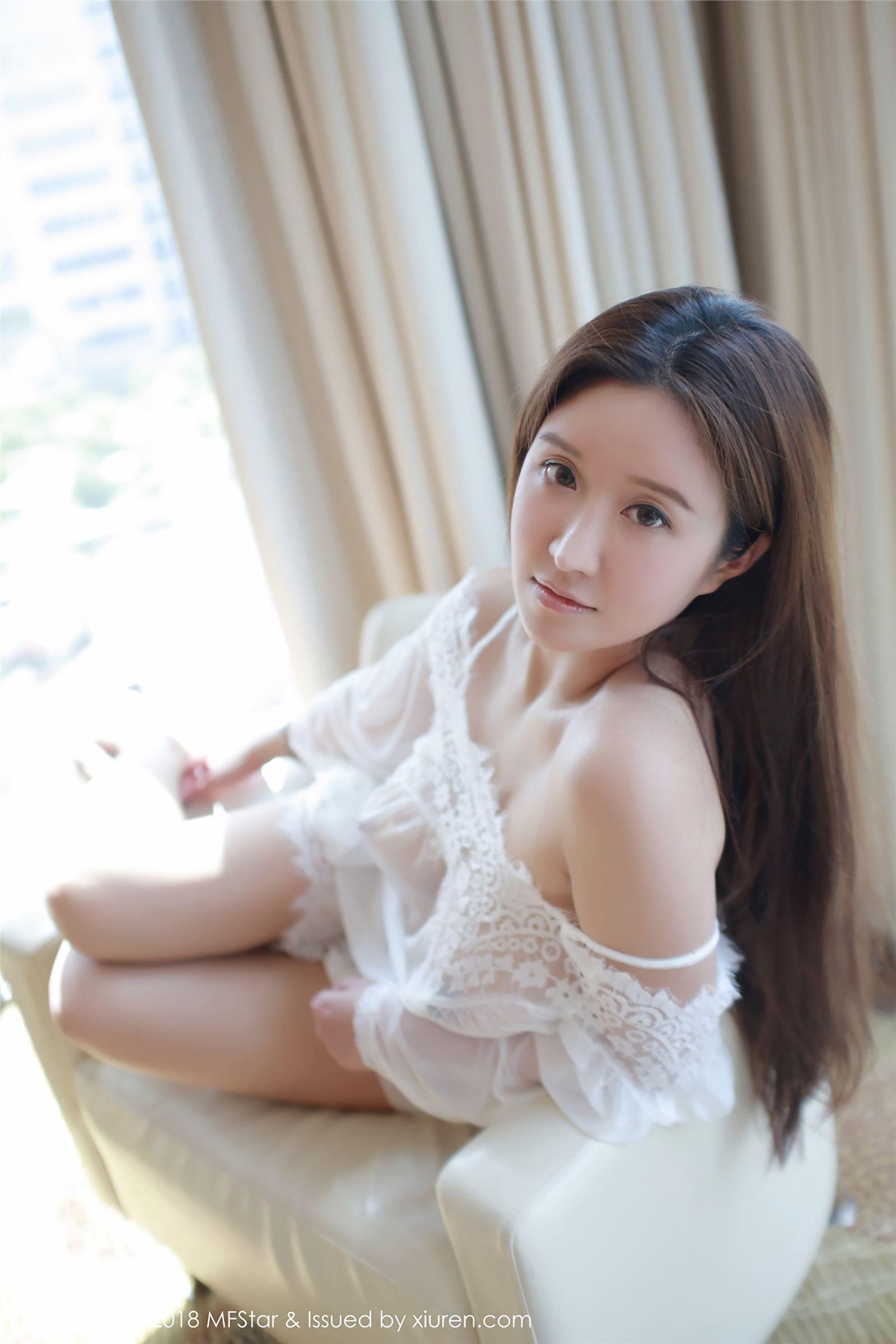 [模范学院美女] 2018.12.03 Vol.166 Jennanni_Jen_p008