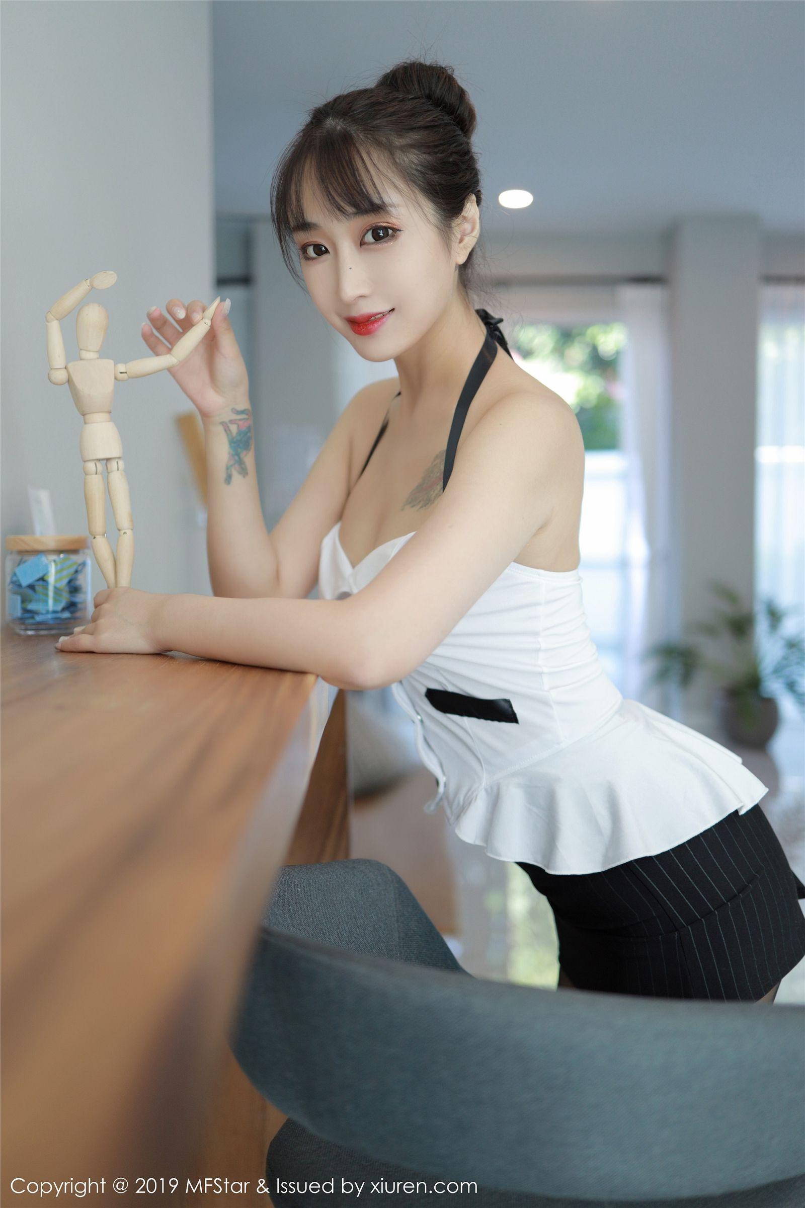 [MFStar模范学院] 2019.12.05 Vol.238 Betty林子欣_p012