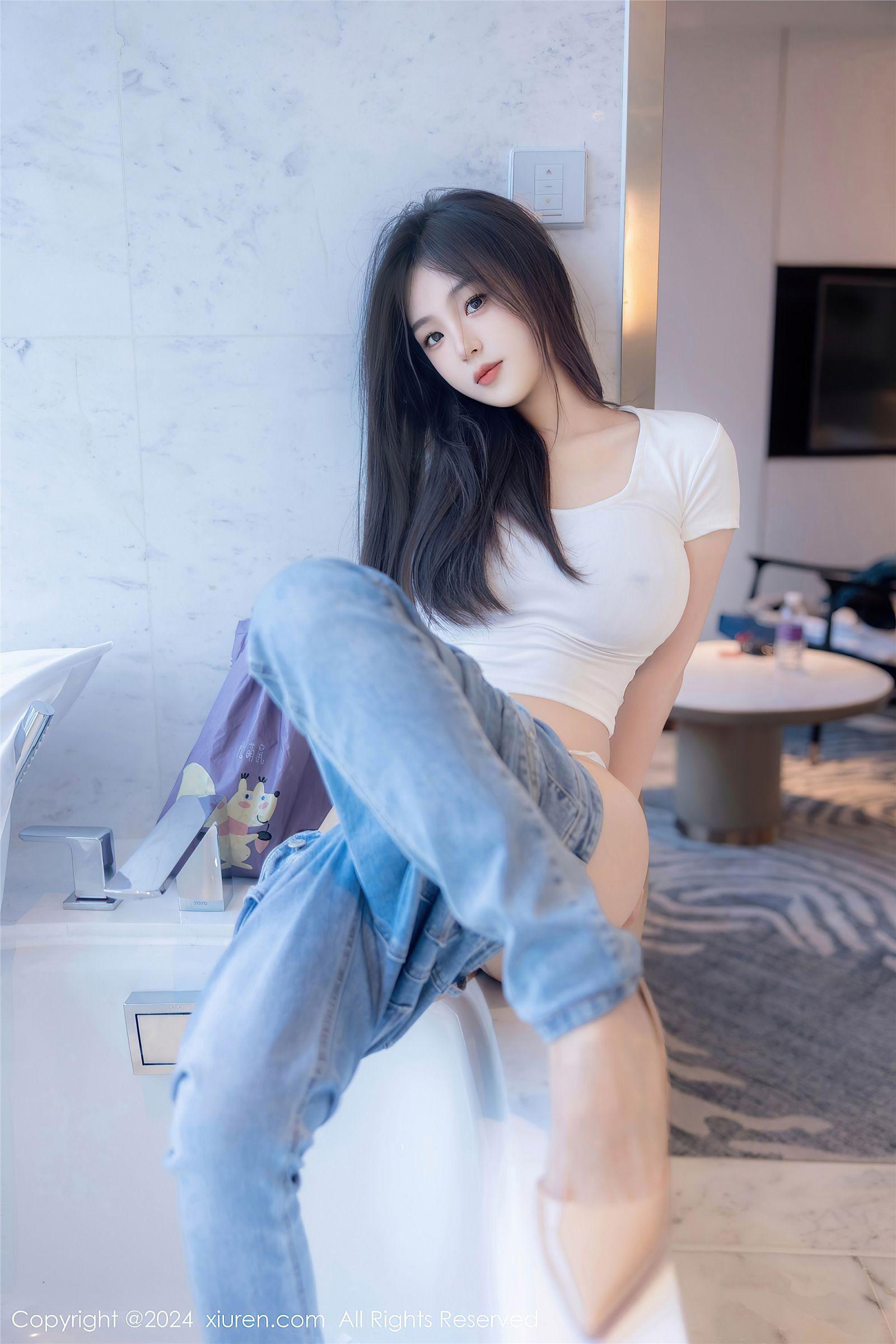 [XIUREN秀人网] 2024.04.29 NO.8467 周周不吃香菜_p013