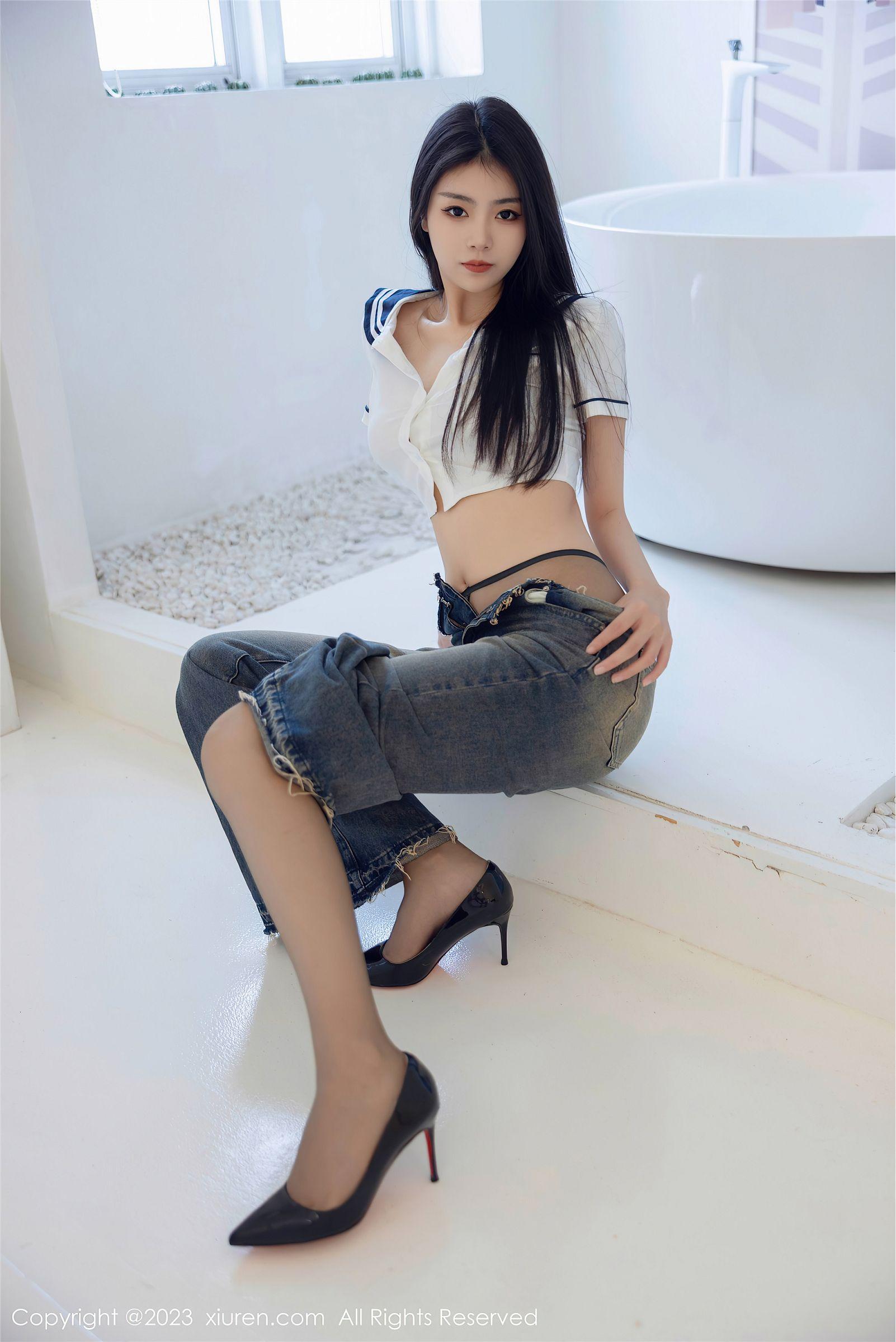 [XIUREN秀人网] 2023.07.05 NO.7027 可樂Vicky 牛仔裤_p083