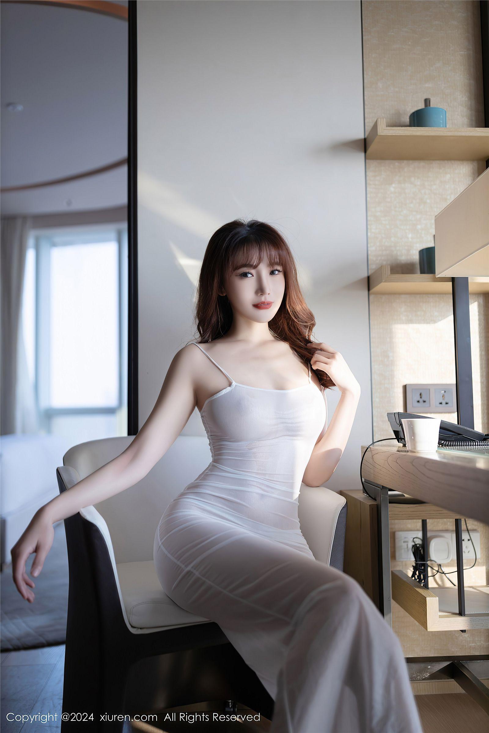 [XIUREN秀人网] 2024.02.22 NO.8131 陆萱萱_p002