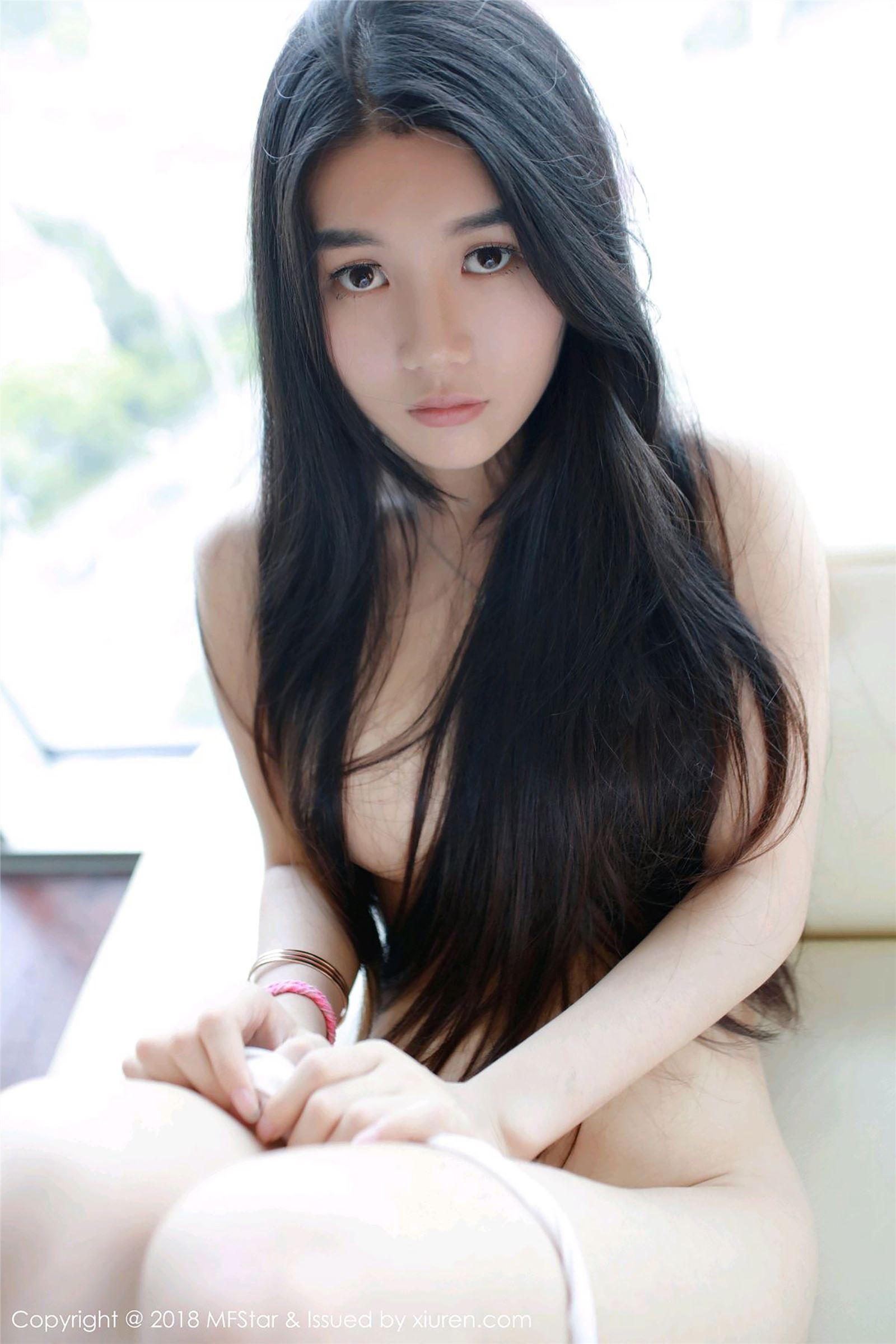 [模范学院美女] 2018.10.11 Vol.153 王梓童Doirs_p033