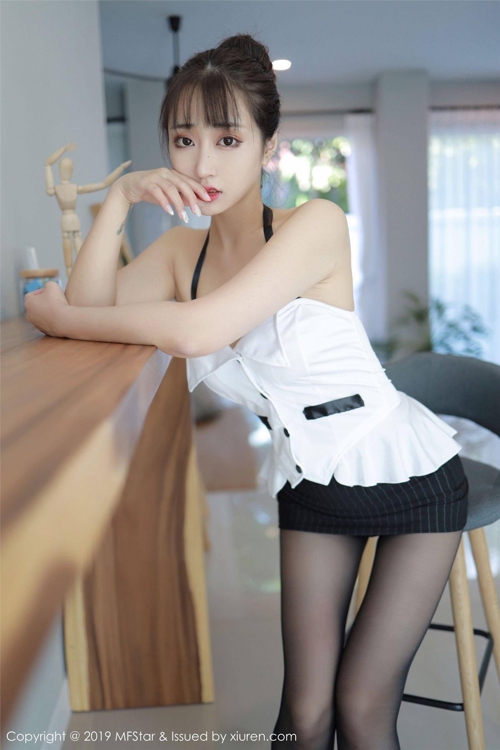 [MFStar模范学院] 2019.12.05 Vol.238 Betty林子欣_p014