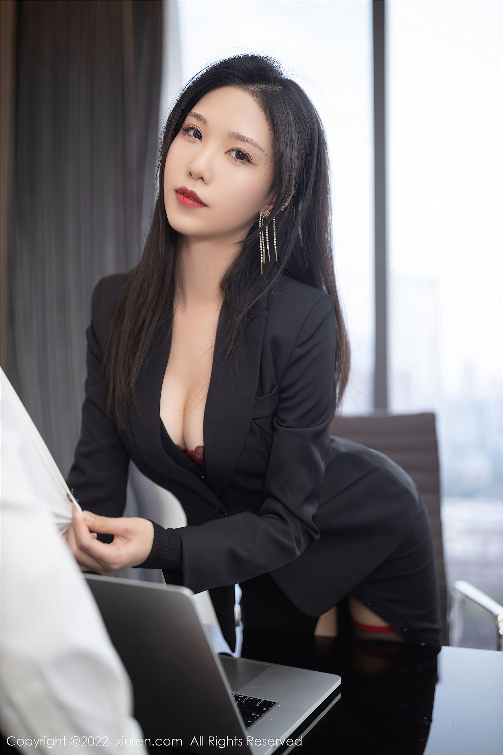 [XIUREN秀人网] 2022.04.20 NO.4897 利世_p073